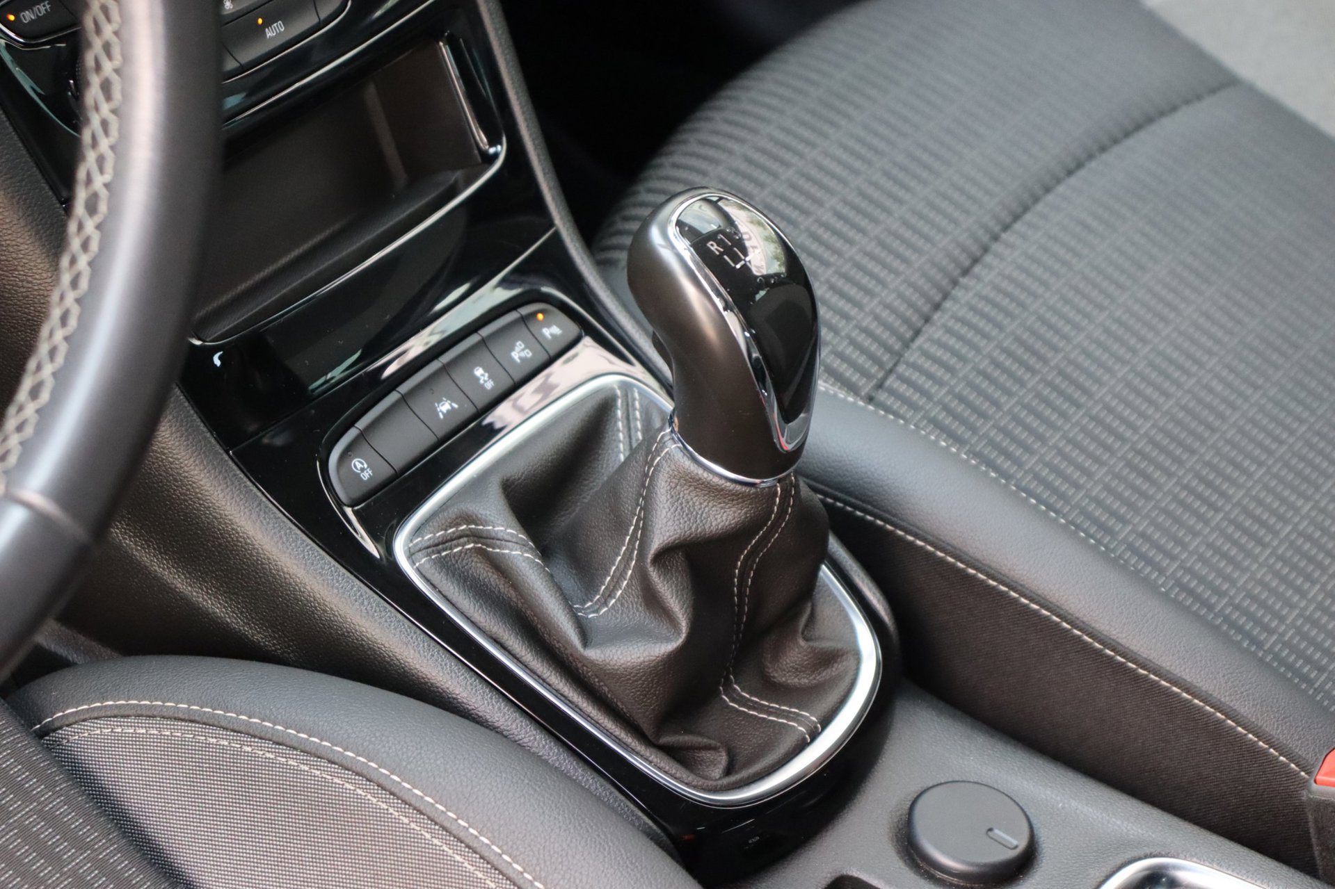 Foto van Opel Astra Sports Tourer+