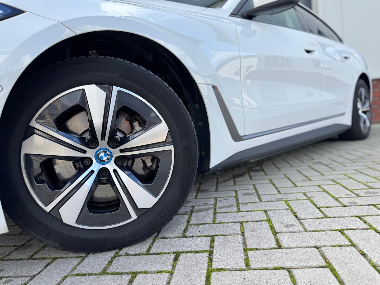 Foto van BMW I4 Edrive40