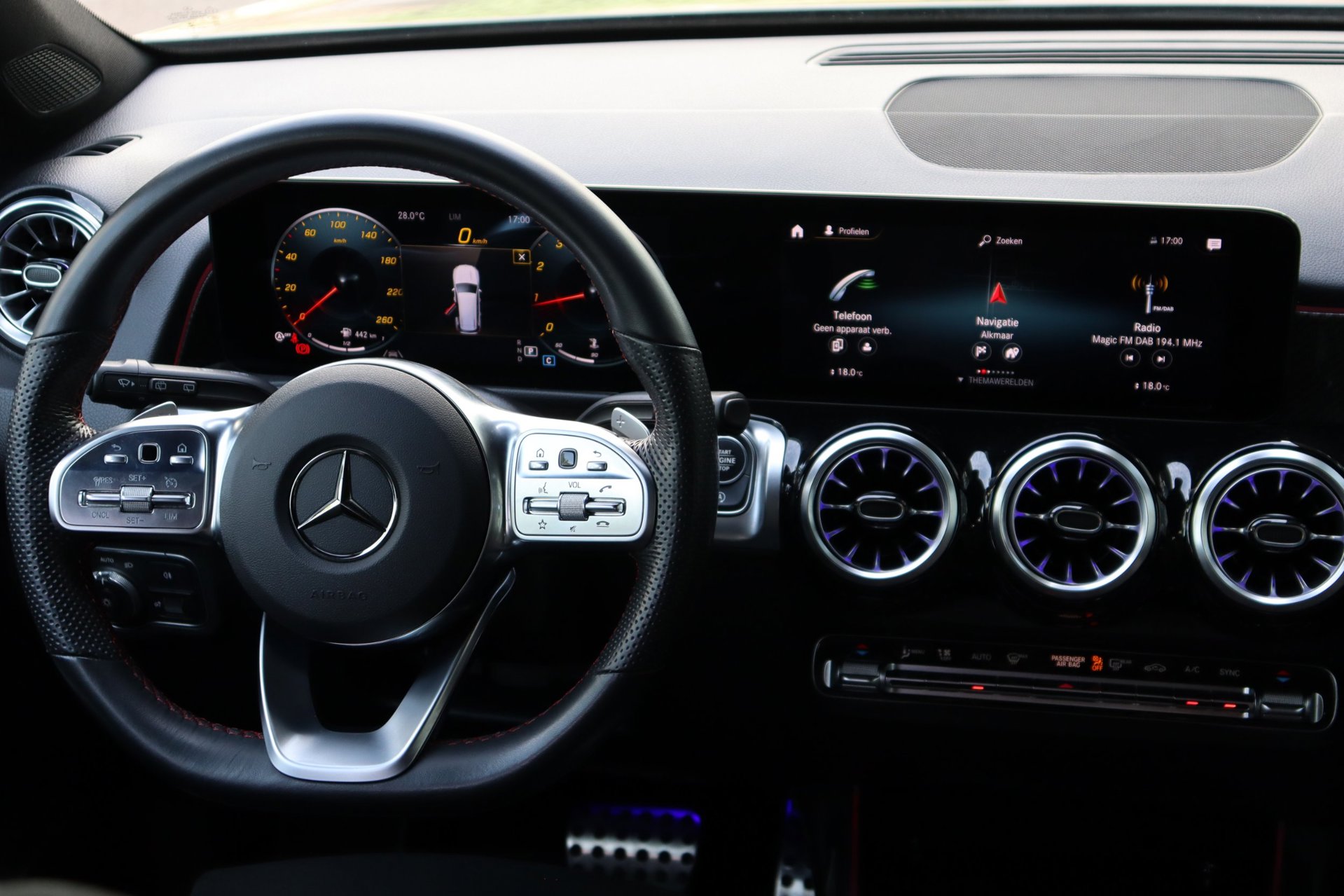 Foto van Mercedes-Benz GLB 200