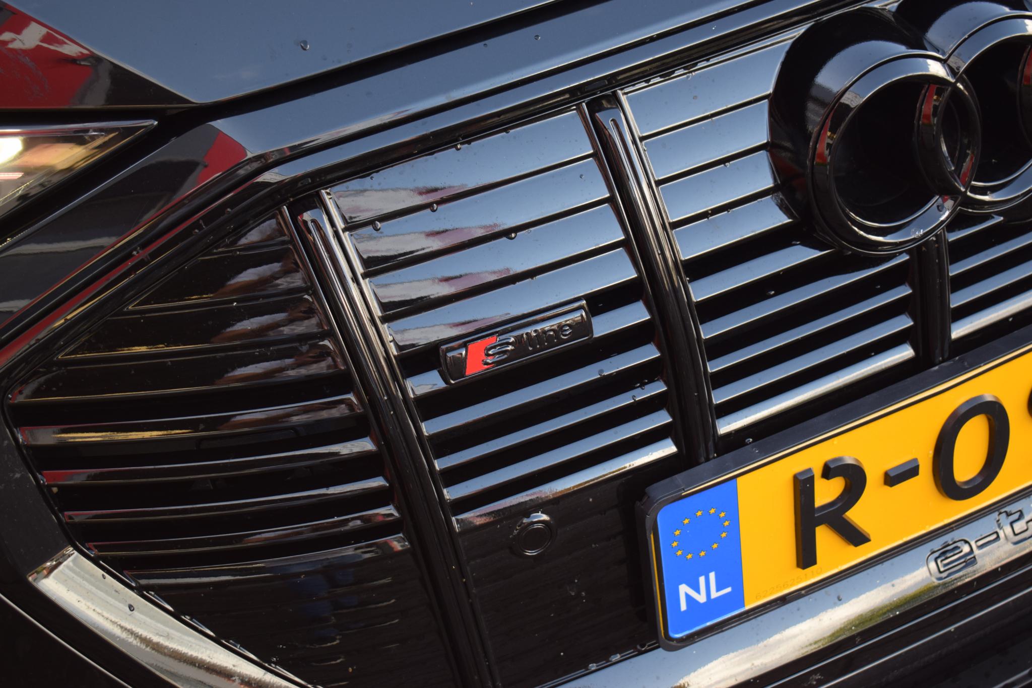 Foto van Audi E-tron 50