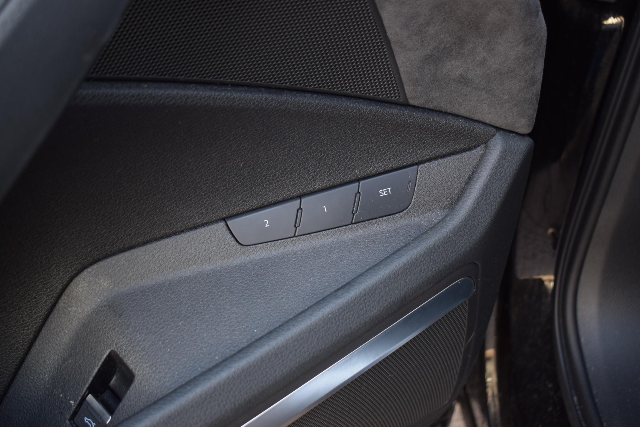 Foto van Audi E-tron 50