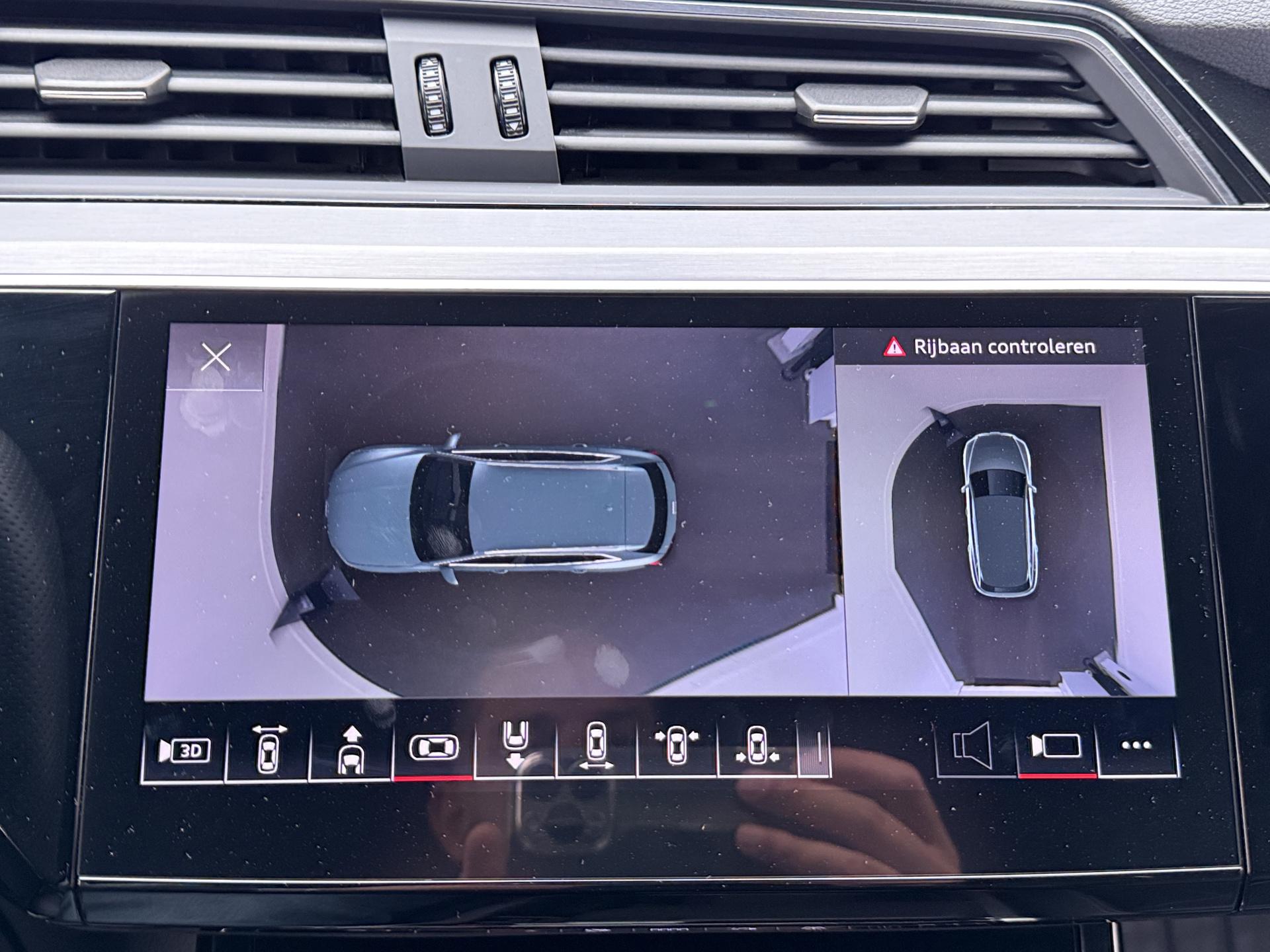 Foto van Audi E-tron 55