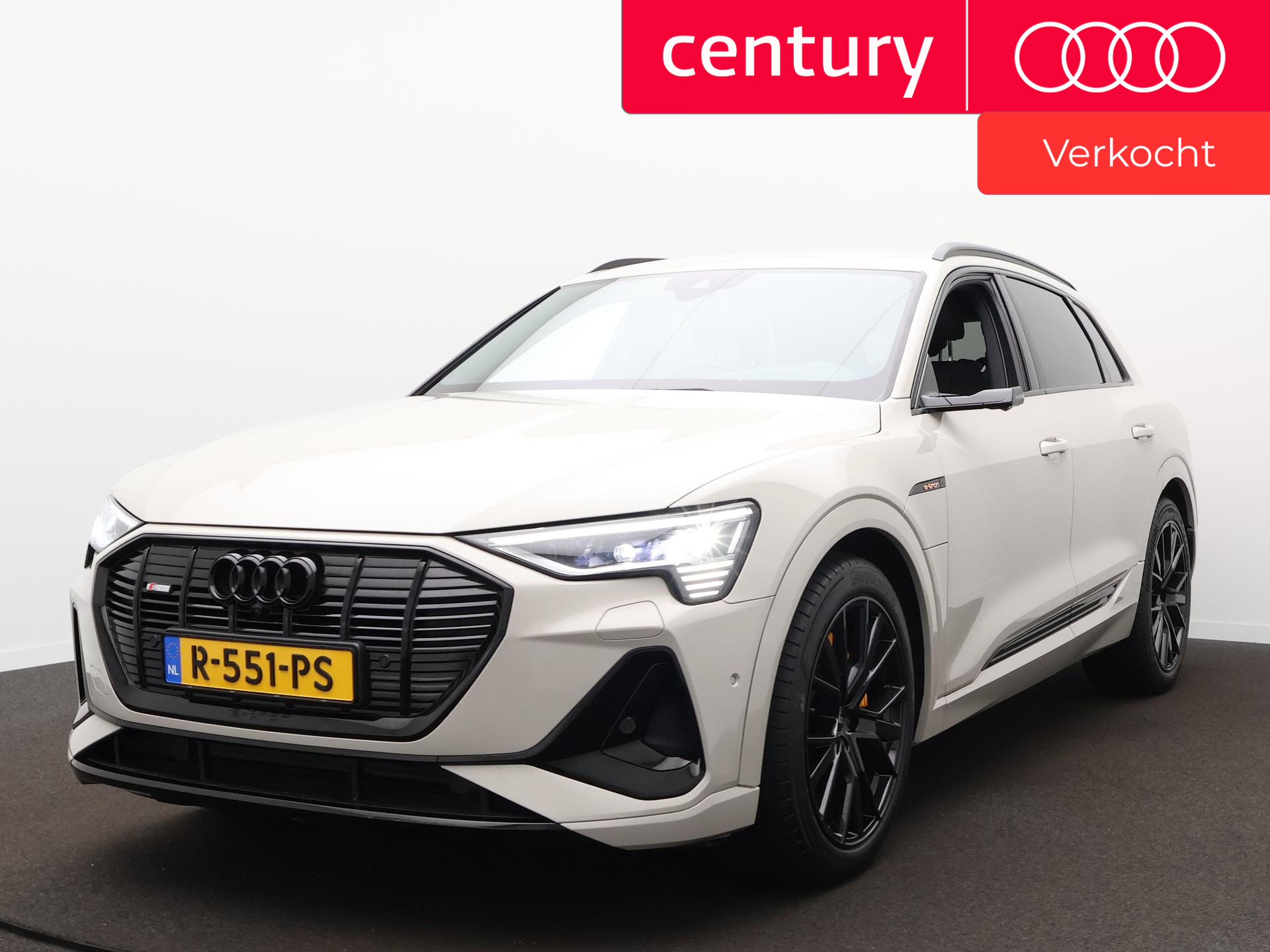 Audi E-tron 55 55 quattro S edition 95 kWh 2022 - voorkant