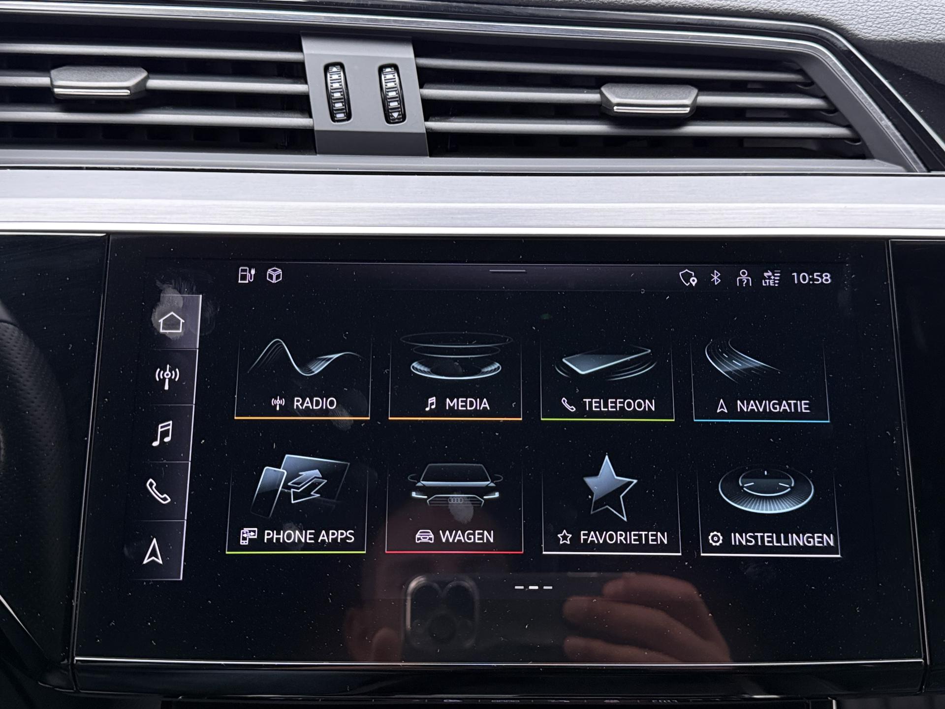 Foto van Audi E-tron 55