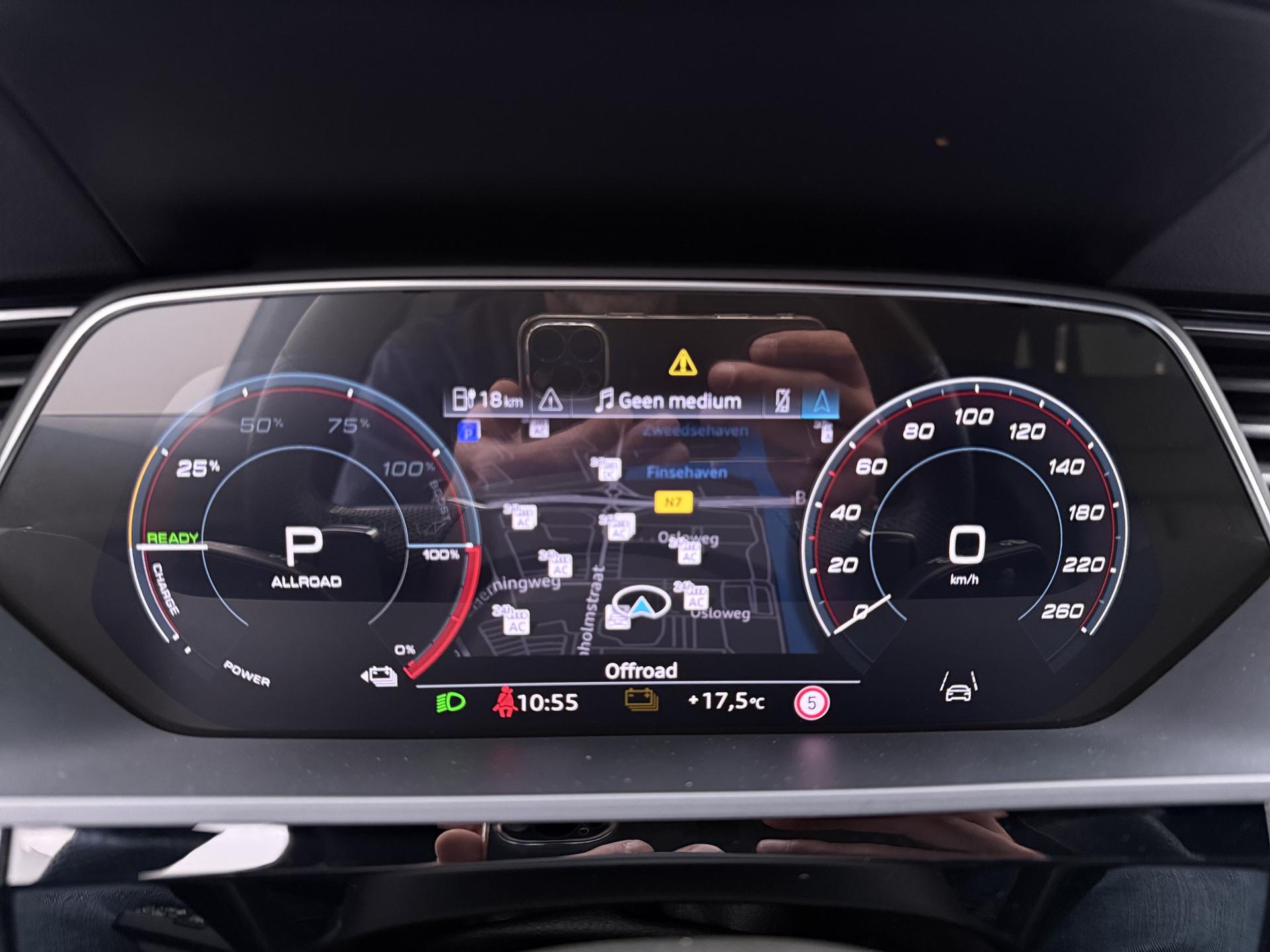 Foto van Audi E-tron 55