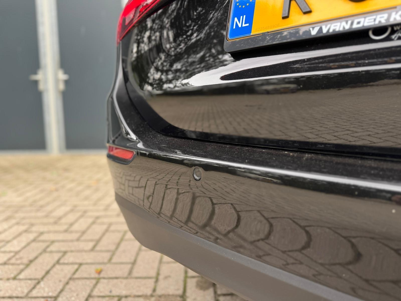 Foto van Mercedes-Benz C 180