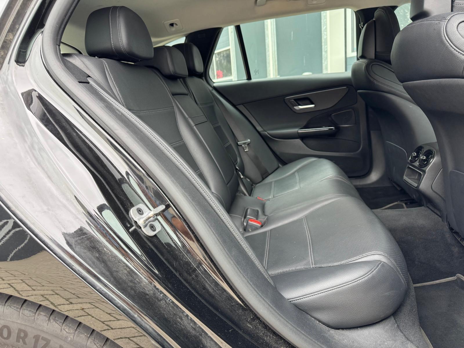 Foto van Mercedes-Benz C 180