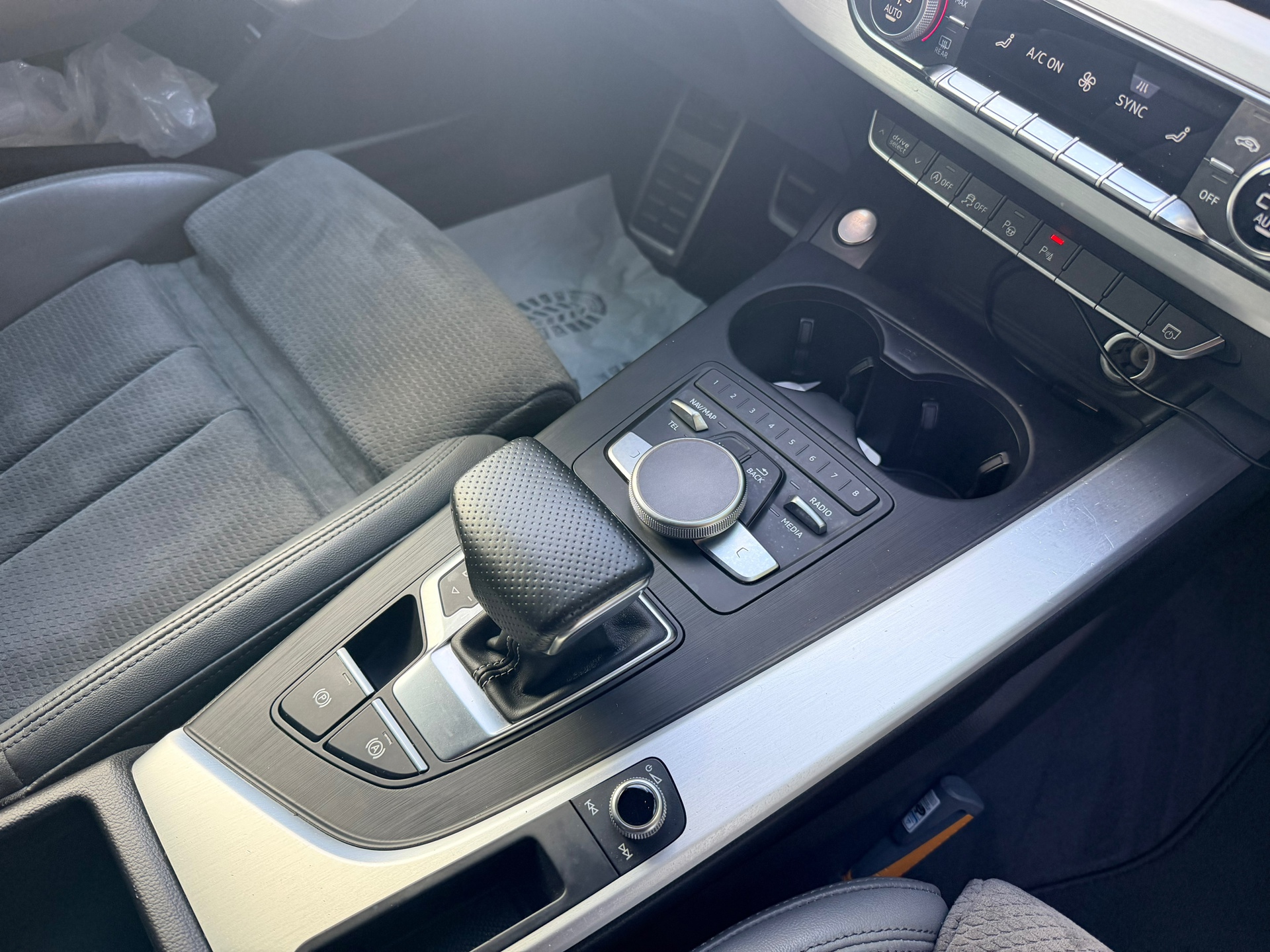 Foto van Audi A4 Avant G-tron