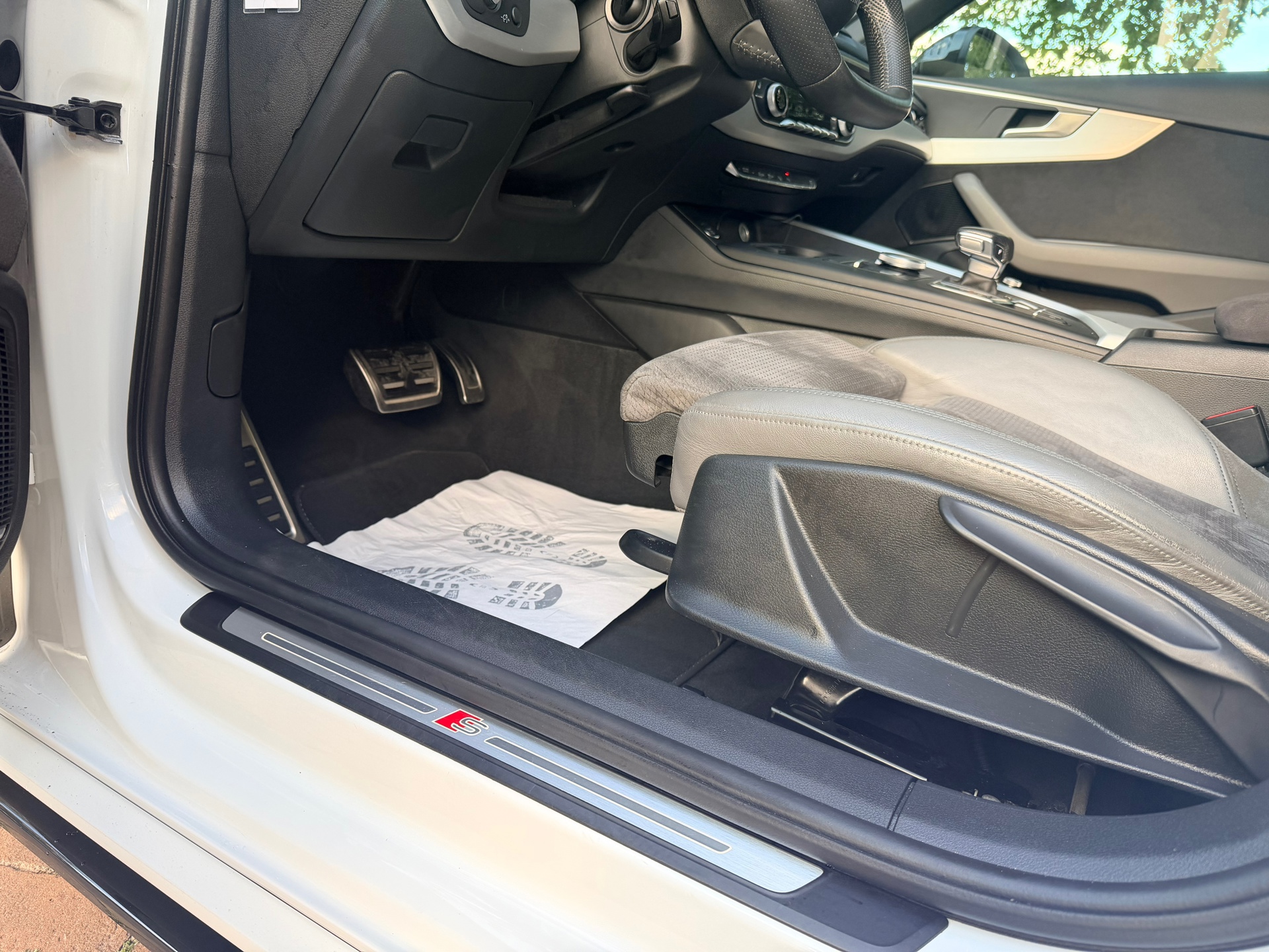 Foto van Audi A4 Avant G-tron