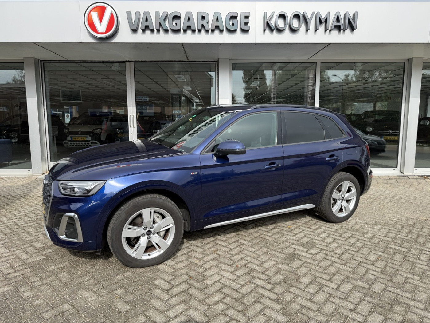 Audi Q5 55 TFSI e S edition Competition 2022 - voorkant