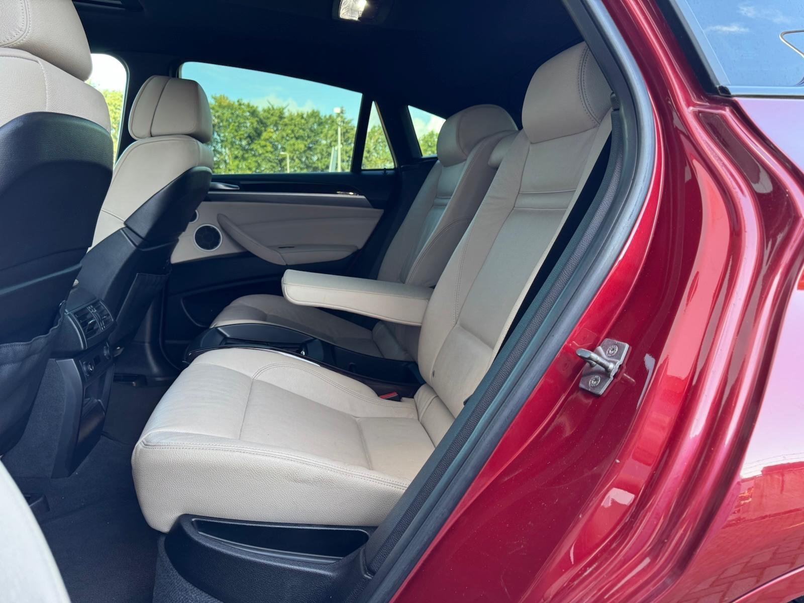 Foto van BMW X6 Xdrive50i