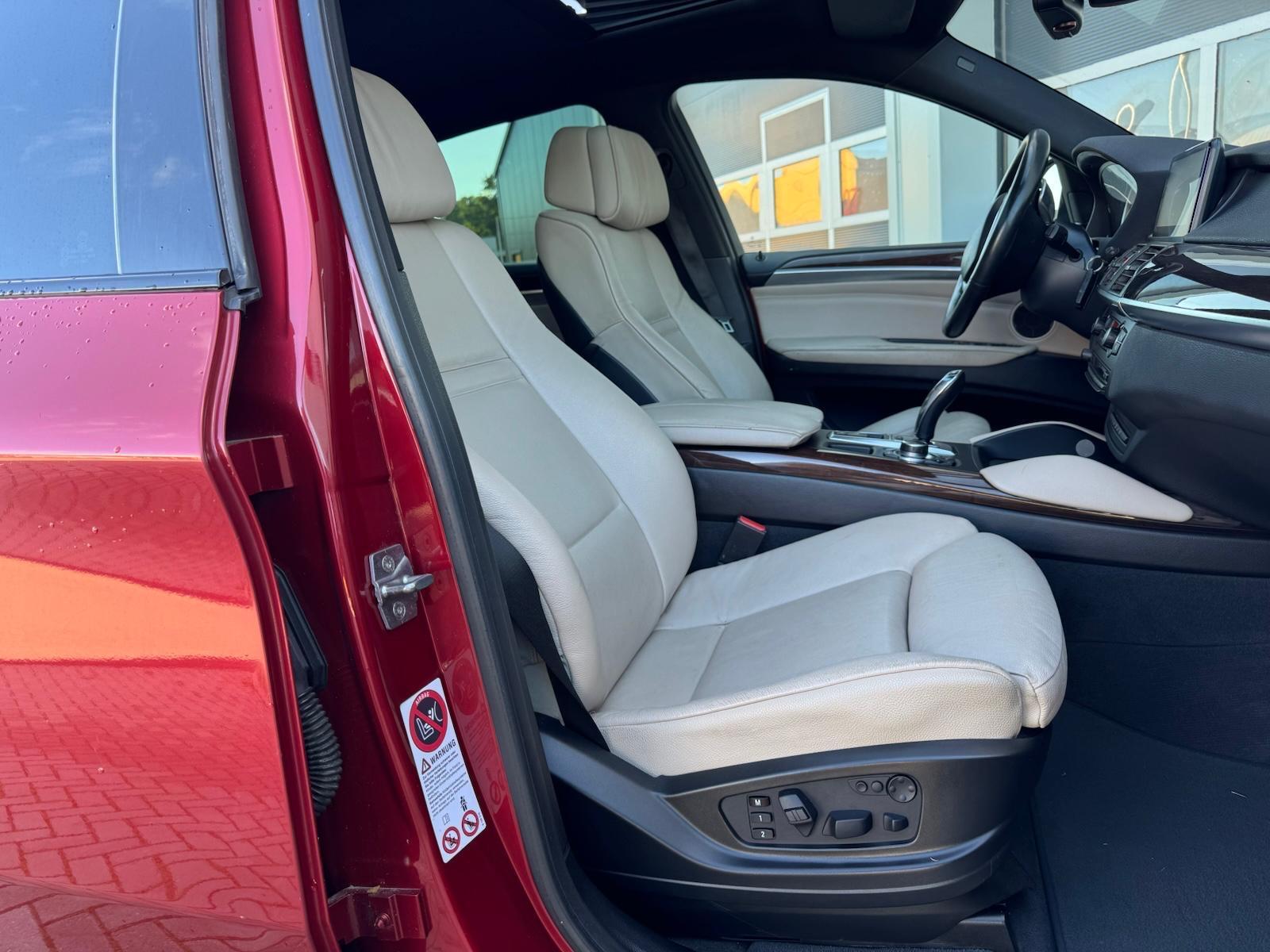Foto van BMW X6 Xdrive50i