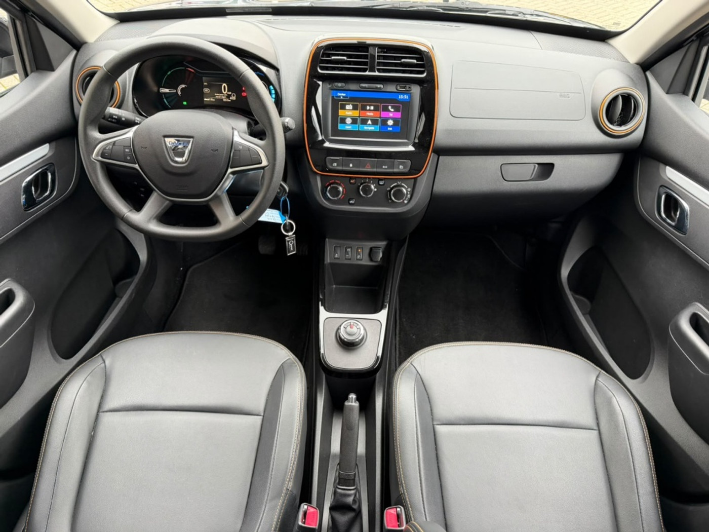 Foto van Dacia Spring