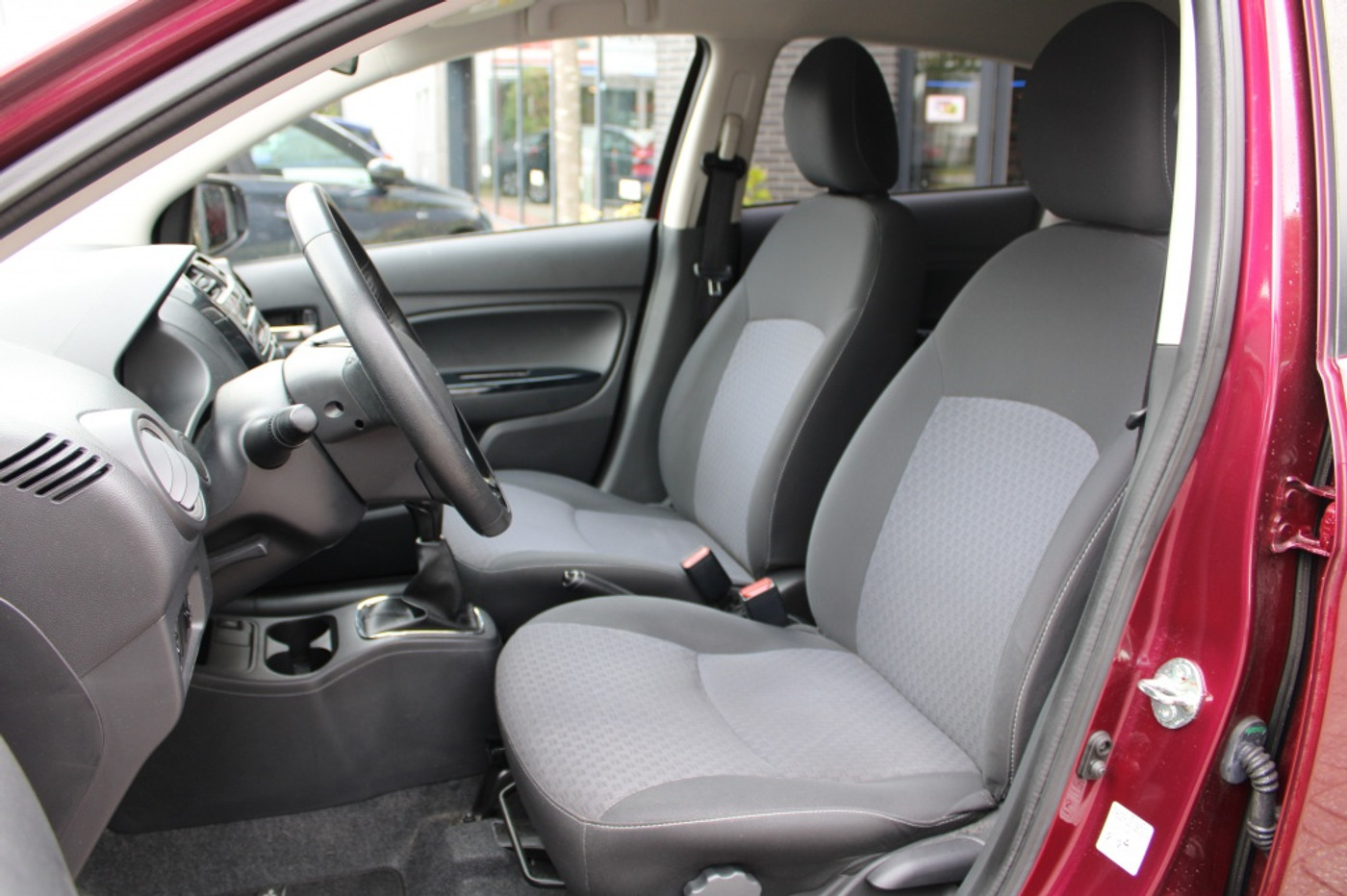 Foto van Mitsubishi Mitsubishi Space Star