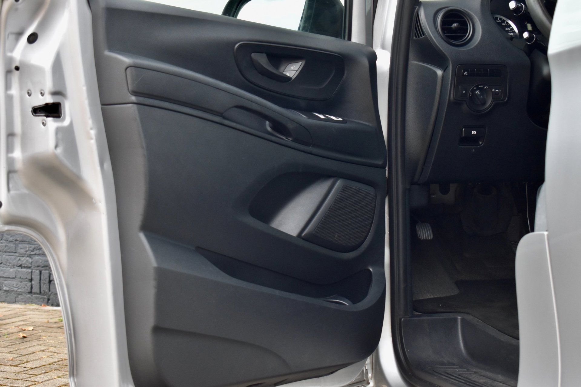 Foto van Mercedes-Benz Vito Tourer