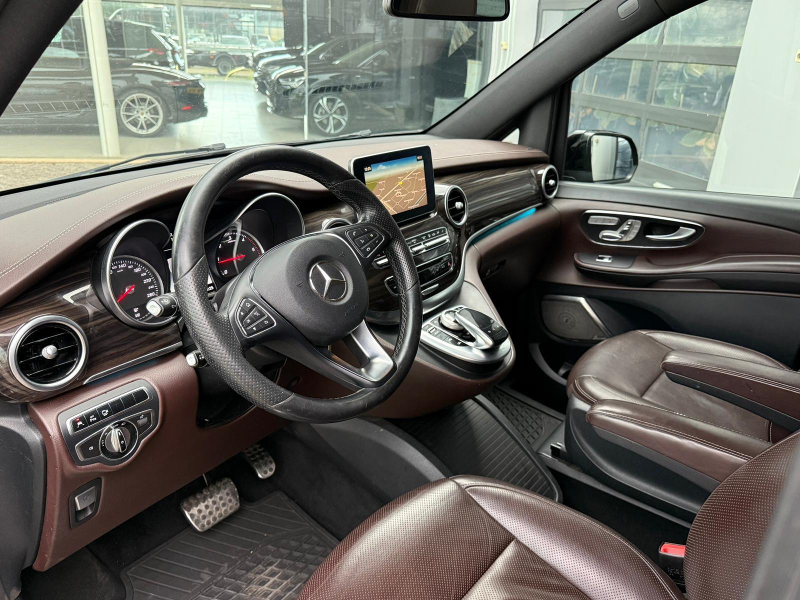 Foto van Mercedes-Benz V-klasse