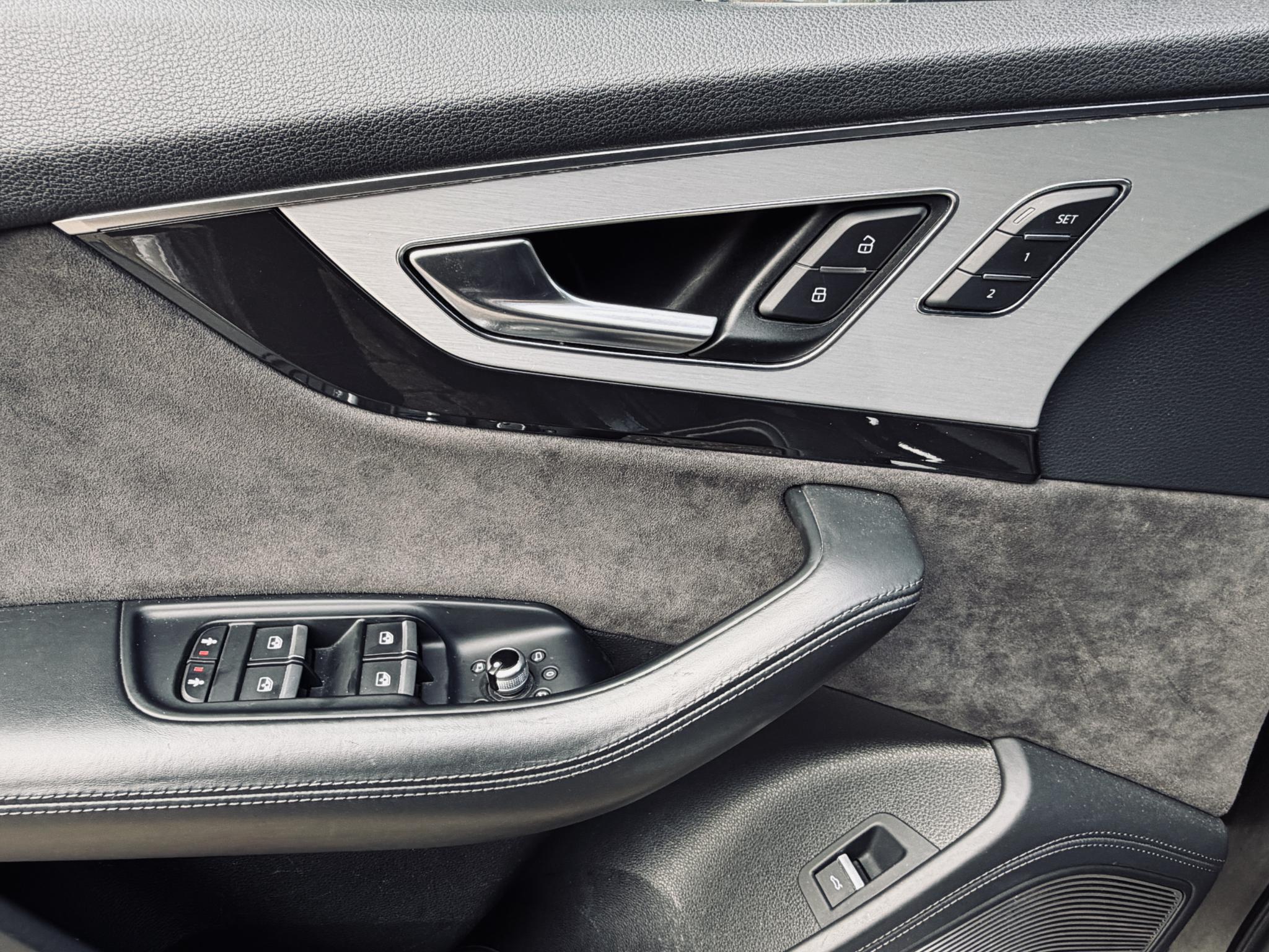 Foto van Audi Sq7