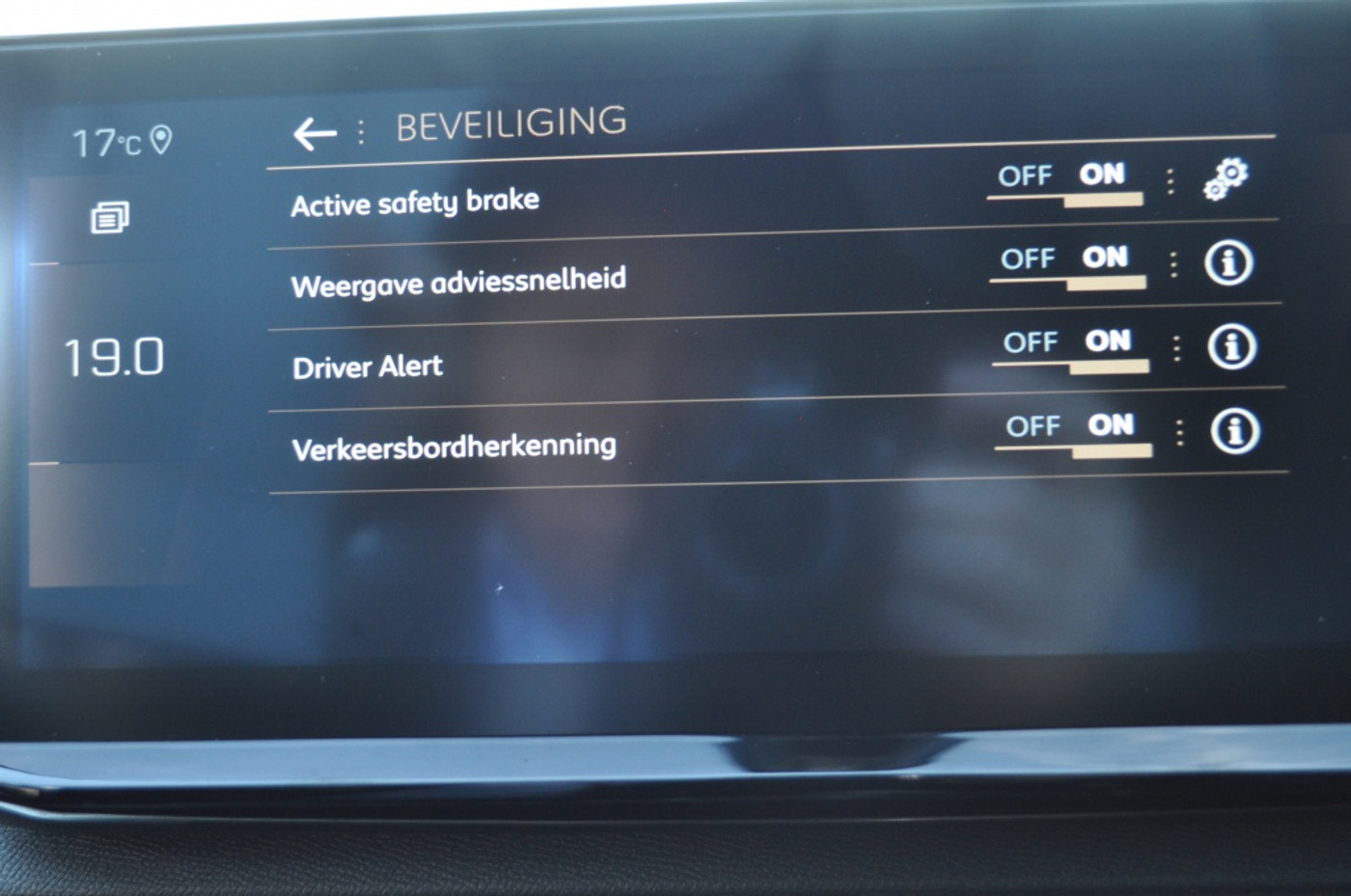 Foto van Peugeot 5008