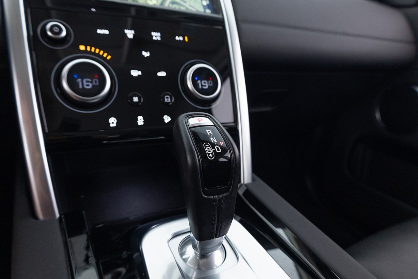 Foto van Land Rover Discovery Sport