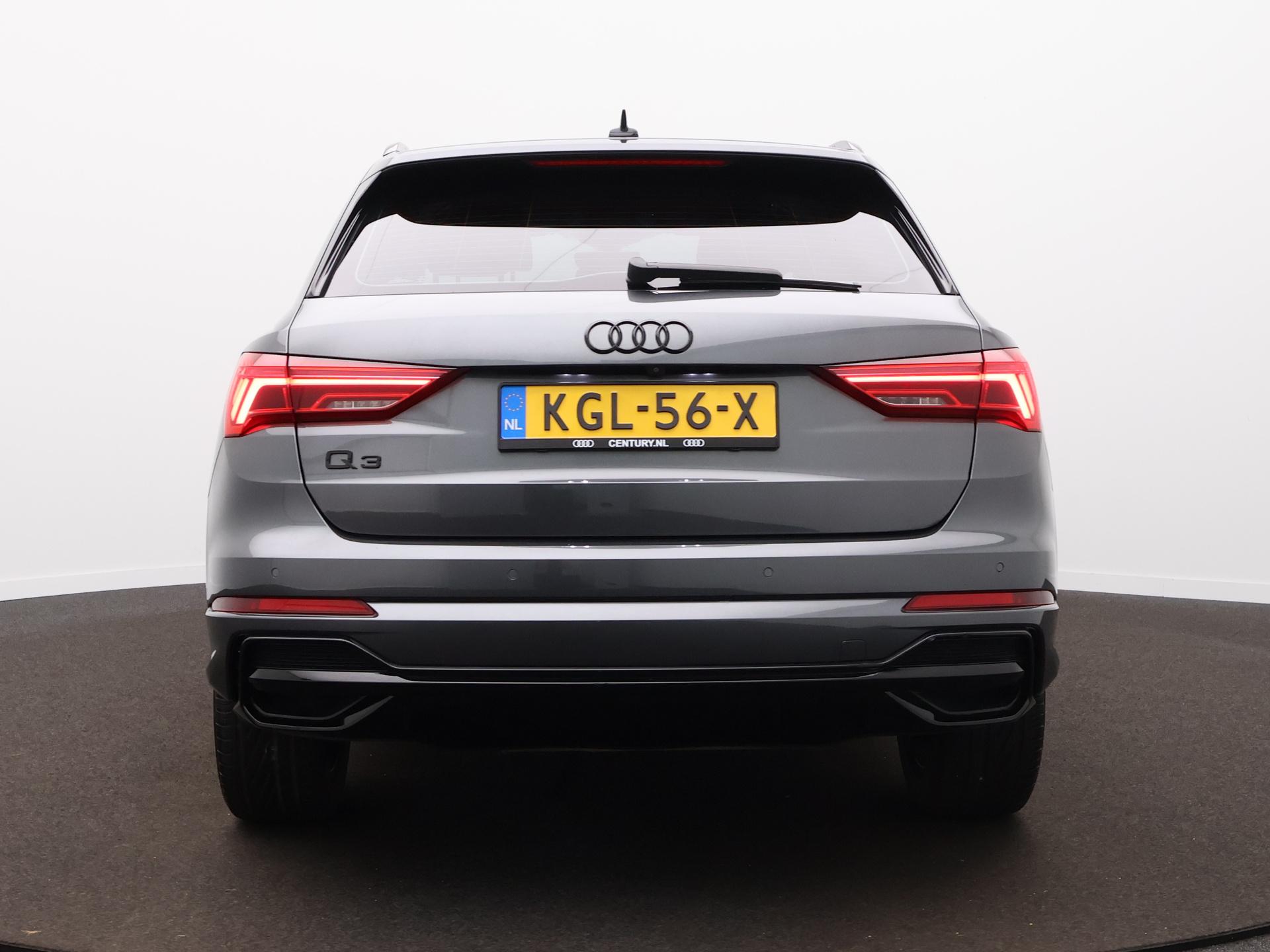 Foto van Audi Q3 E-tron
