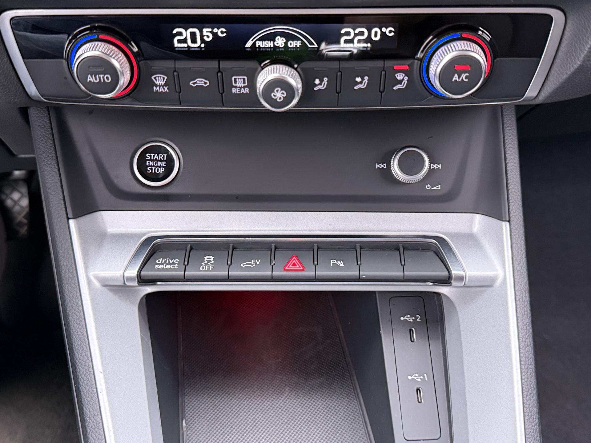 Foto van Audi Q3 E-tron
