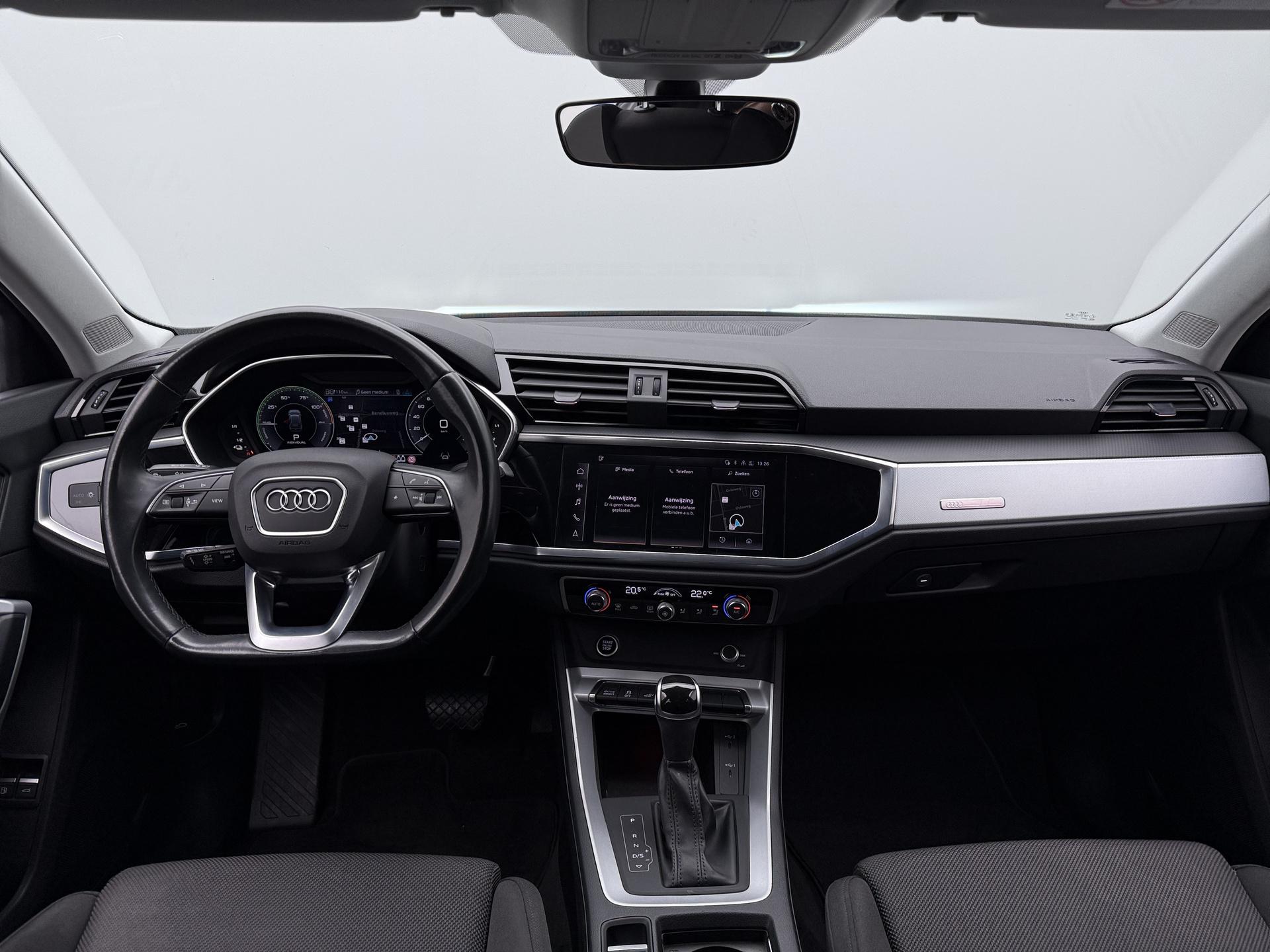 Foto van Audi Q3 E-tron