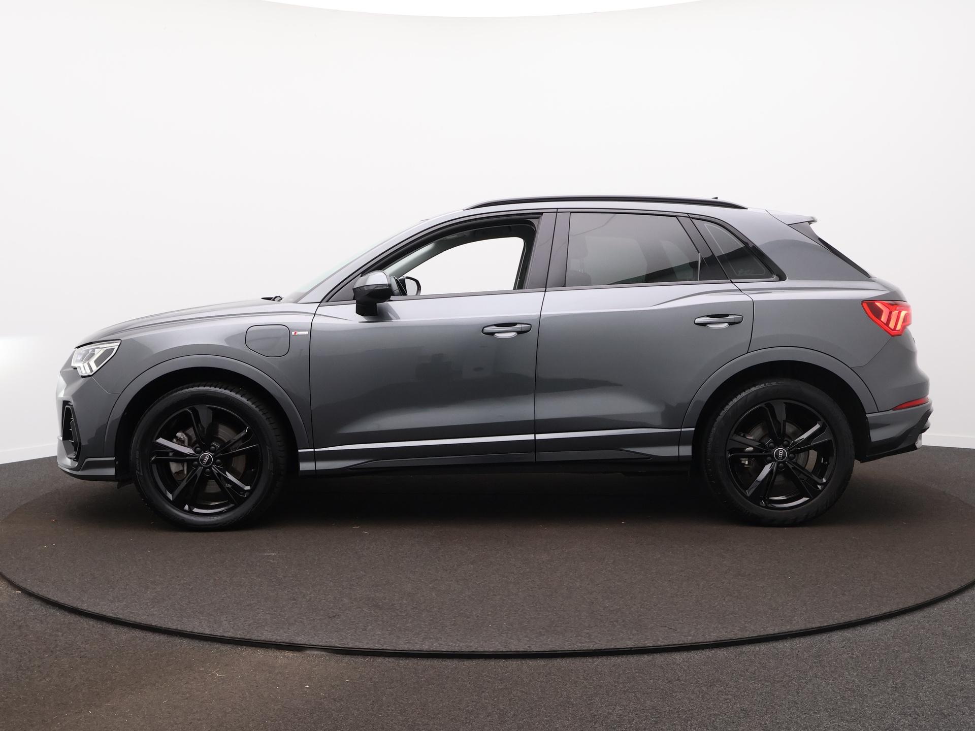 Foto van Audi Q3 E-tron