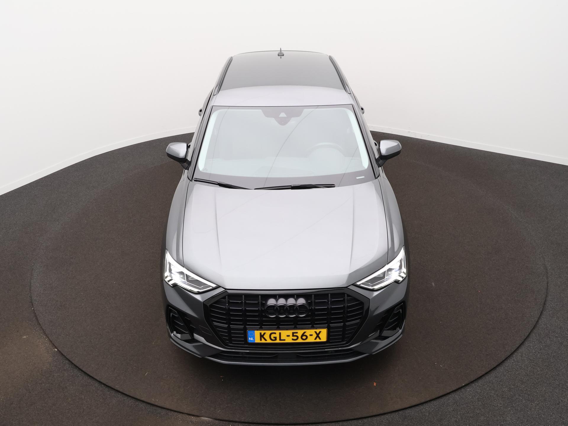 Foto van Audi Q3 E-tron