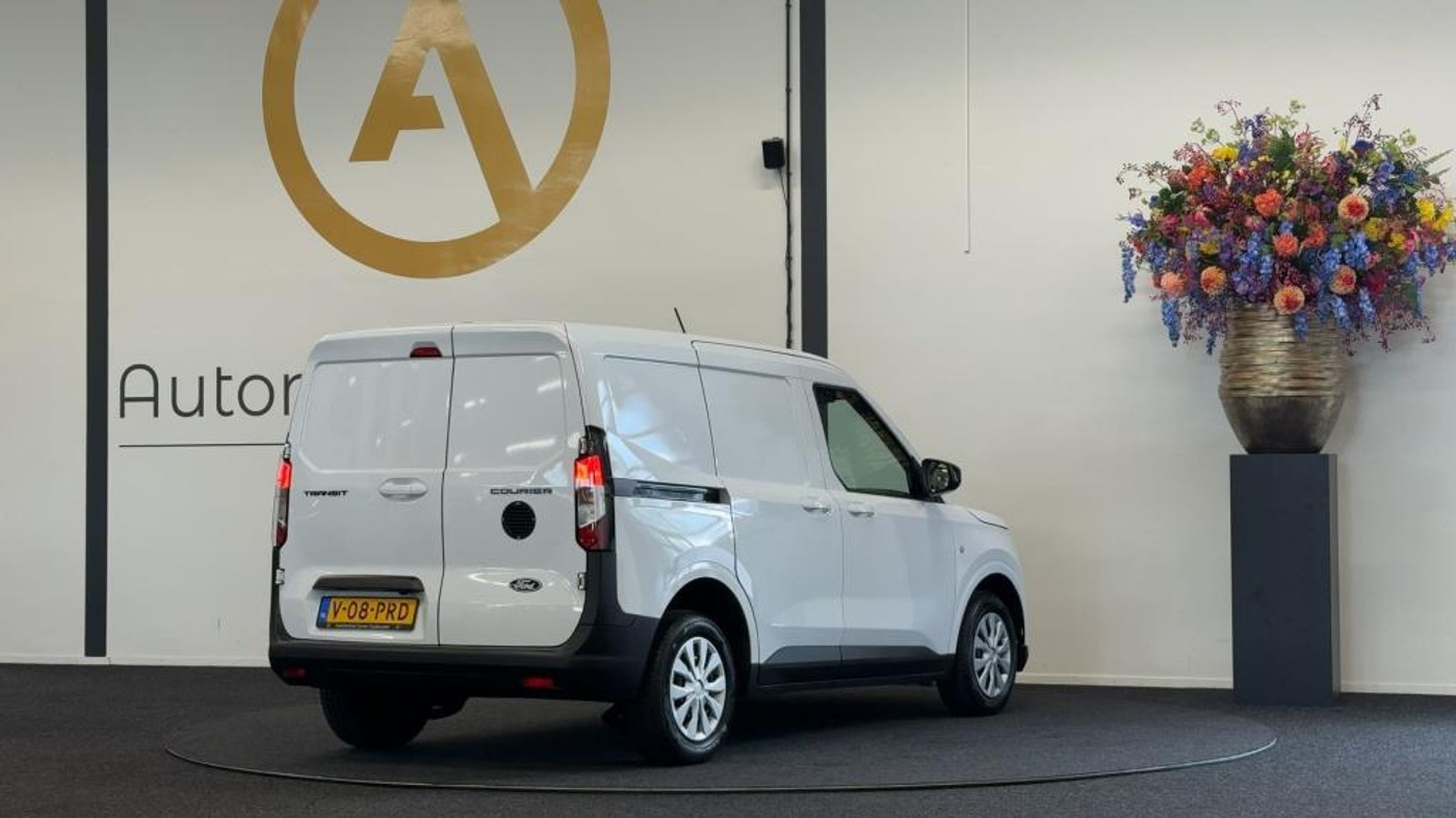 Foto van Ford Transit Courier