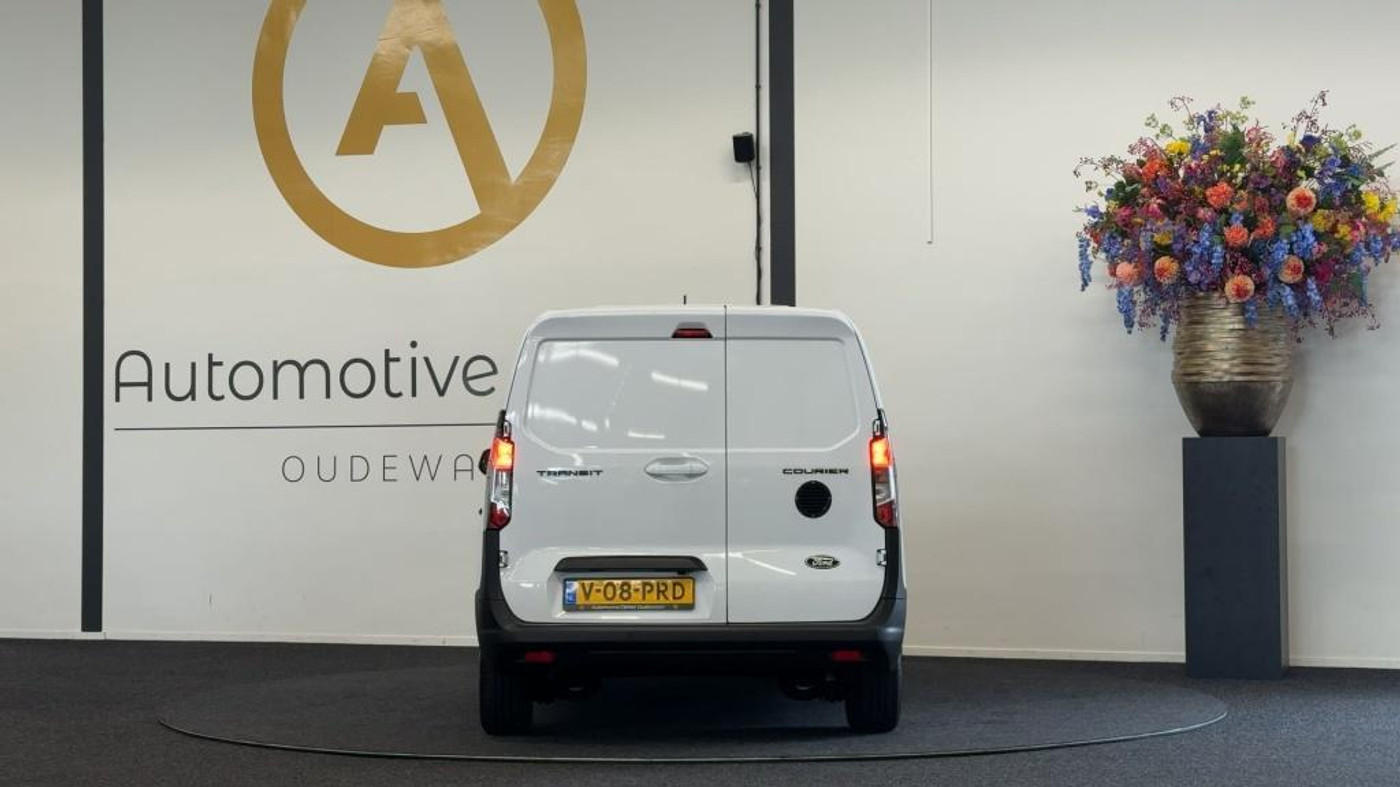 Foto van Ford Transit Courier