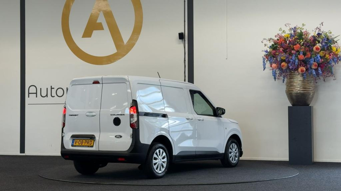 Foto van Ford Transit Courier