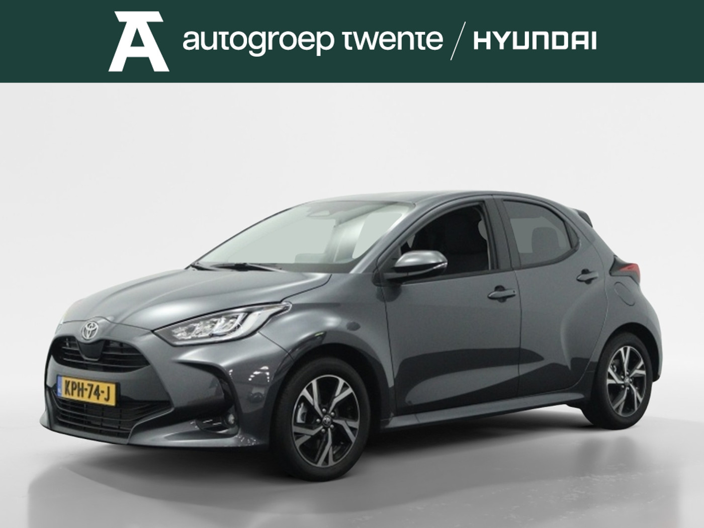 Toyota Toyota Yaris 1.5 Hybrid 115 Dynamic | LED | Camera | Private lease 459 pm 2026 - voorkant