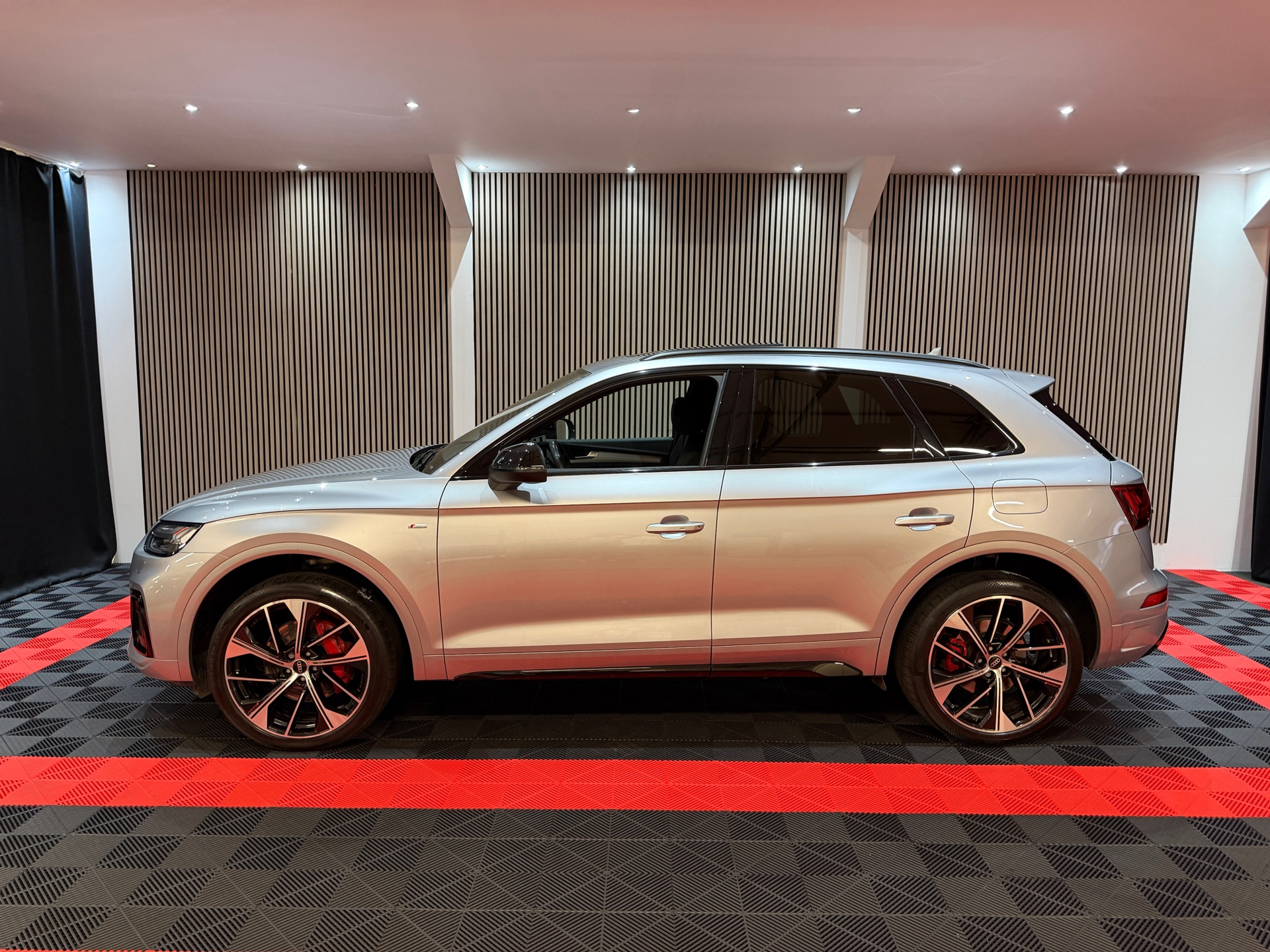Foto van Audi Q5 55 TFSI E