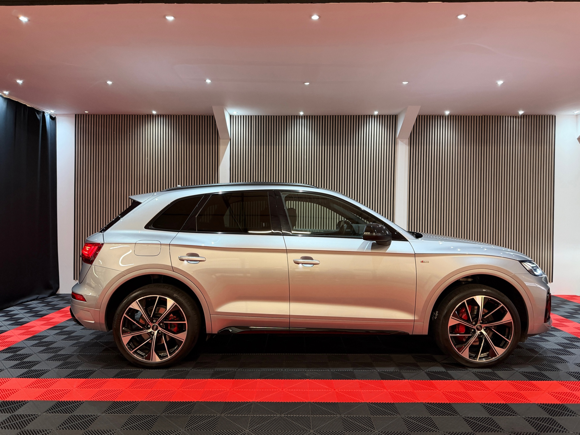 Foto van Audi Q5 55 TFSI E
