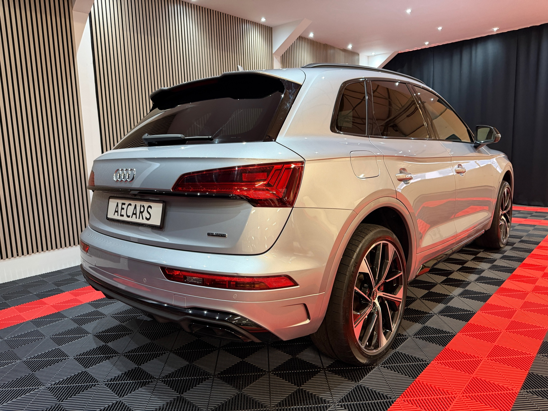 Foto van Audi Q5 55 TFSI E