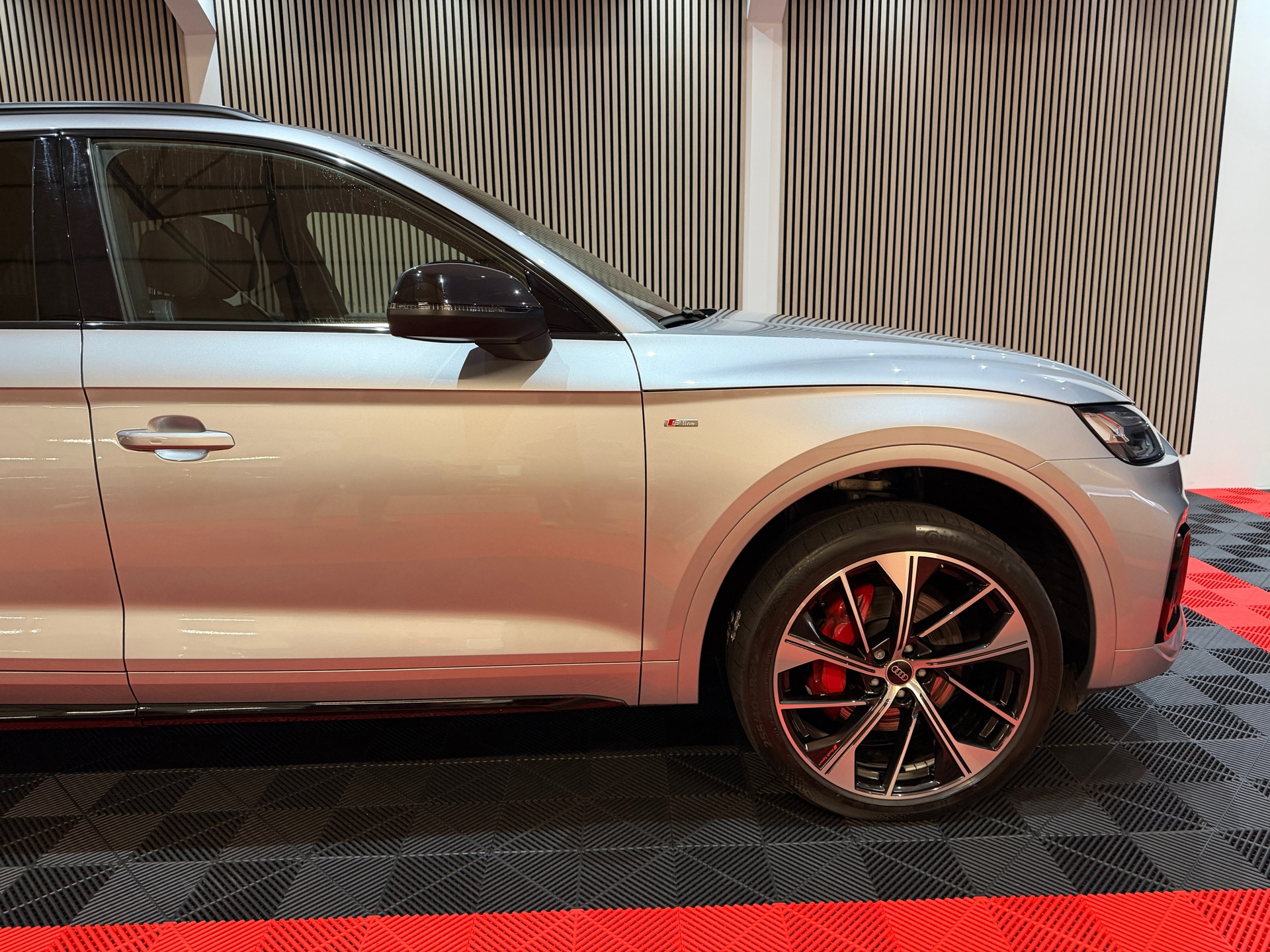 Foto van Audi Q5 55 TFSI E