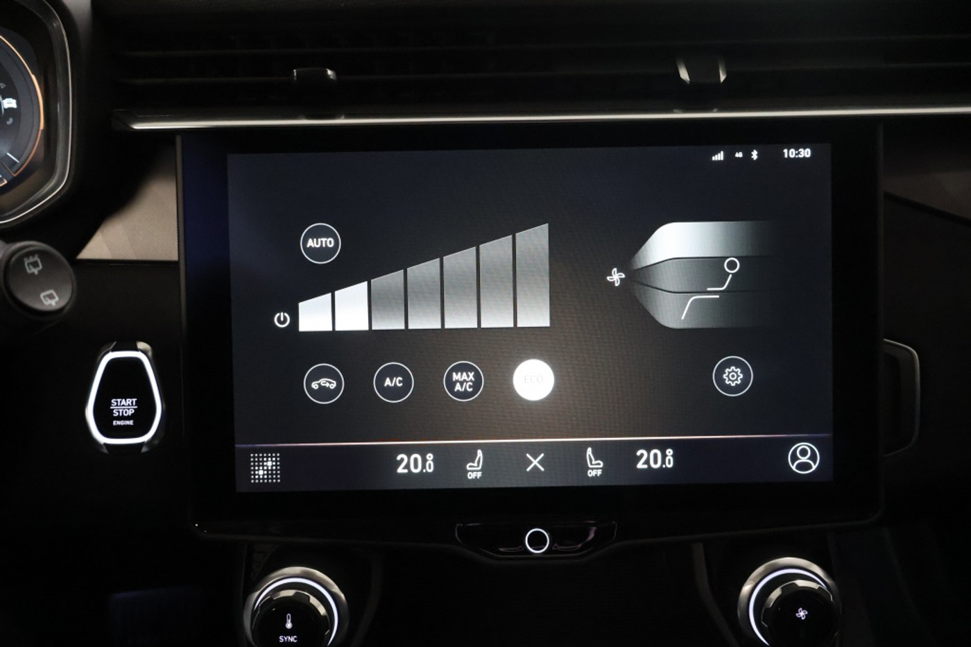 Foto van LYNK & Co 01