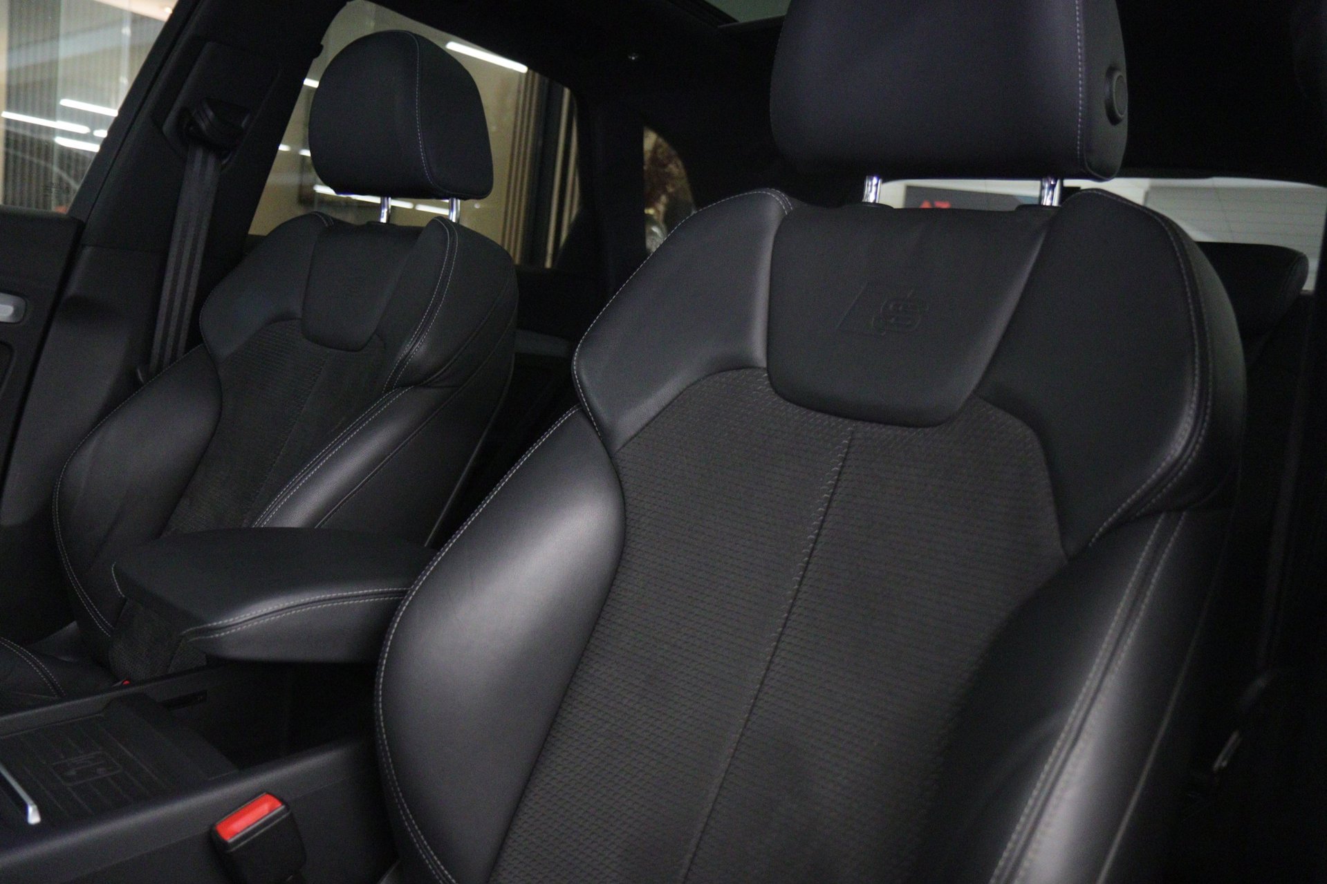 Foto van Audi Q5 55 TFSI E