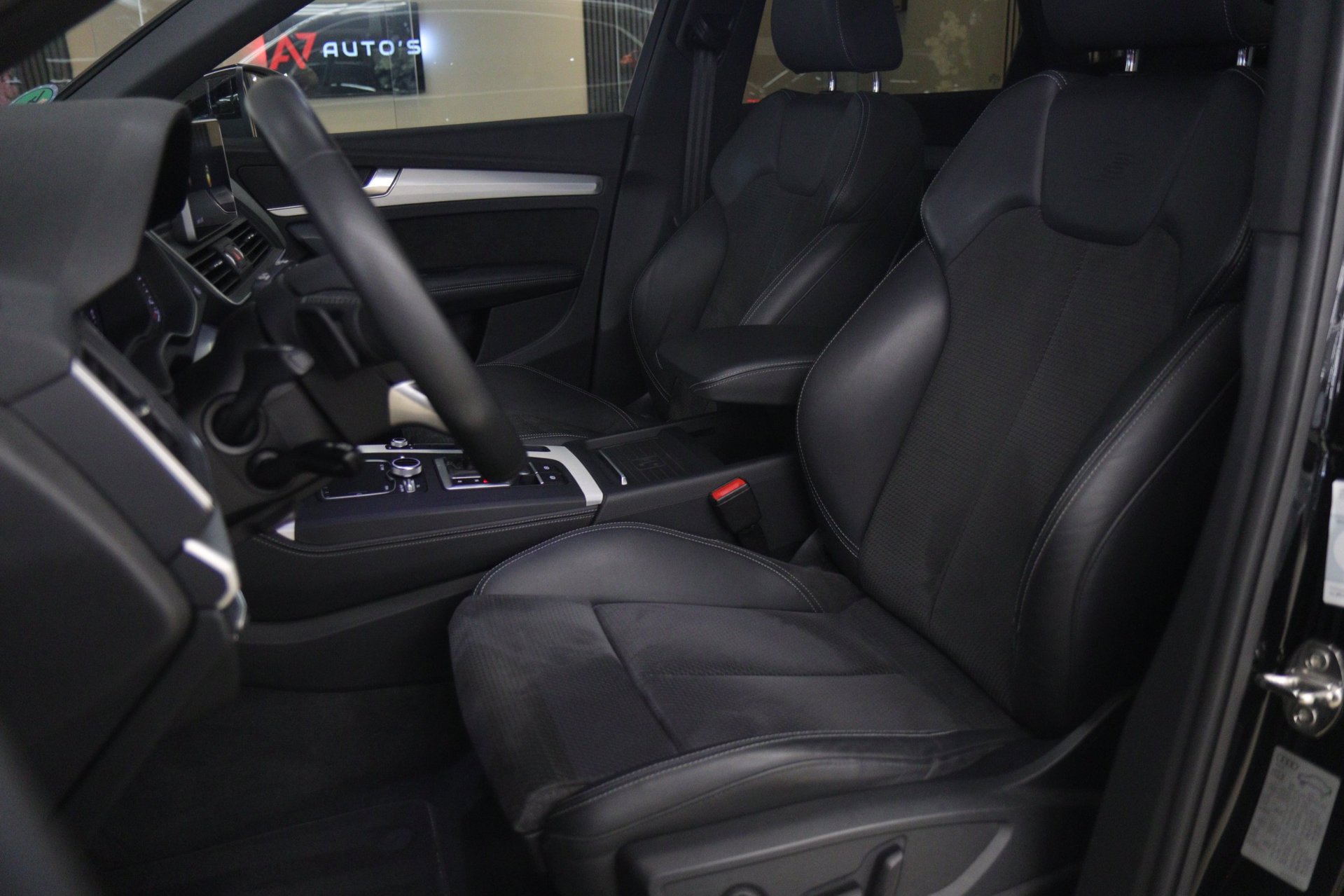 Foto van Audi Q5 55 TFSI E