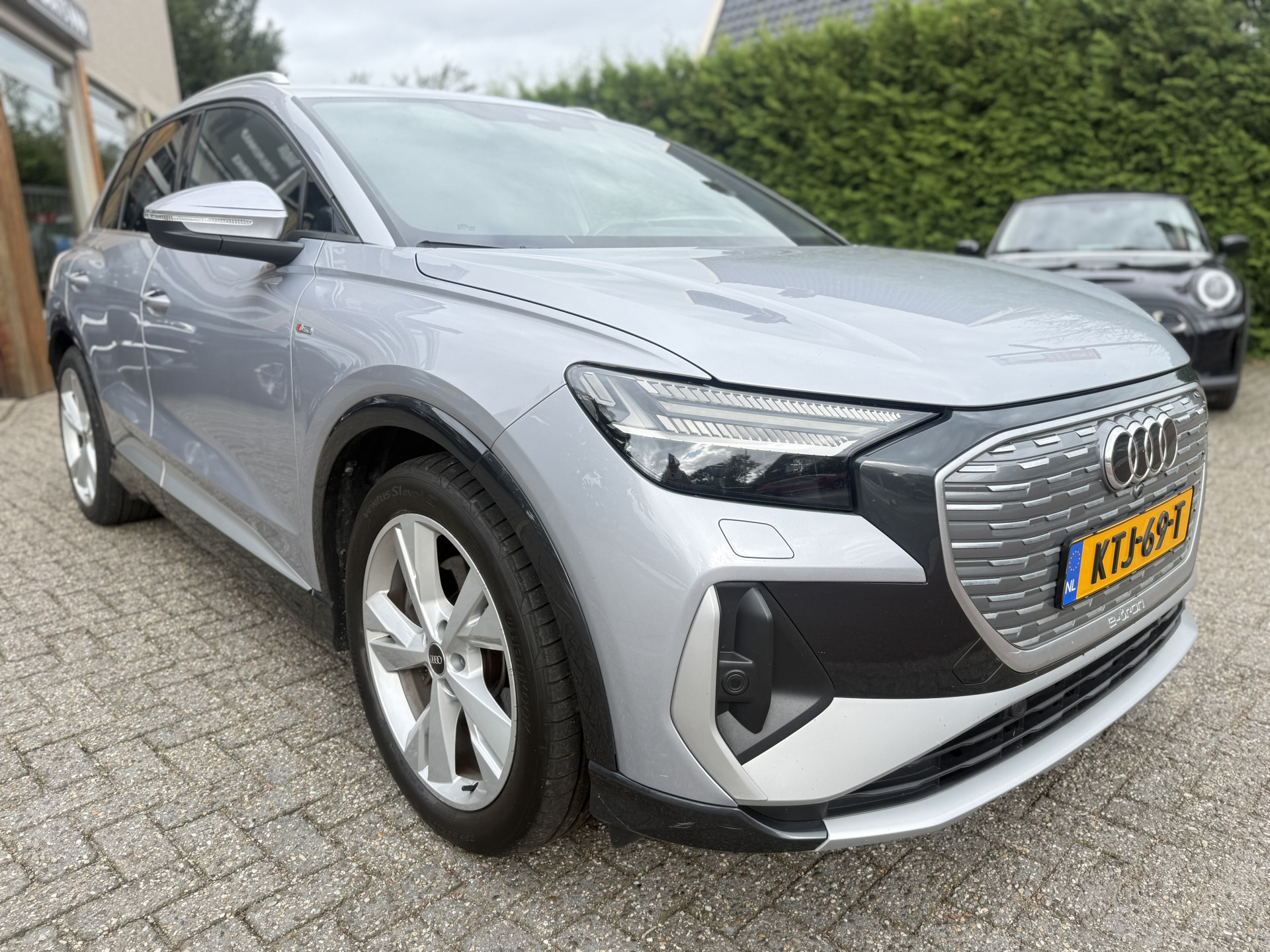 Foto van Audi Q4 40 E-tron