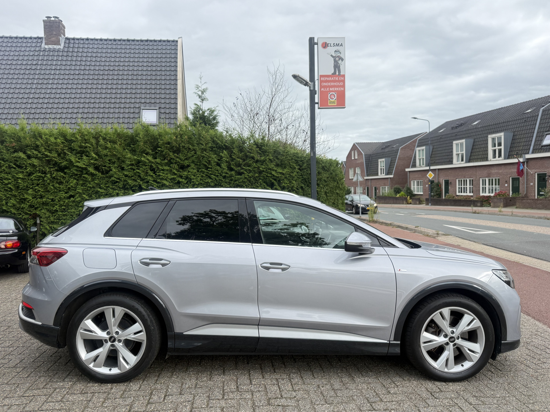 Foto van Audi Q4 40 E-tron