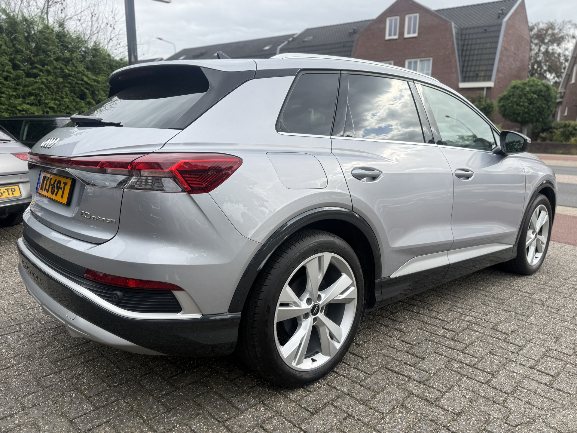 Foto van Audi Q4 40 E-tron