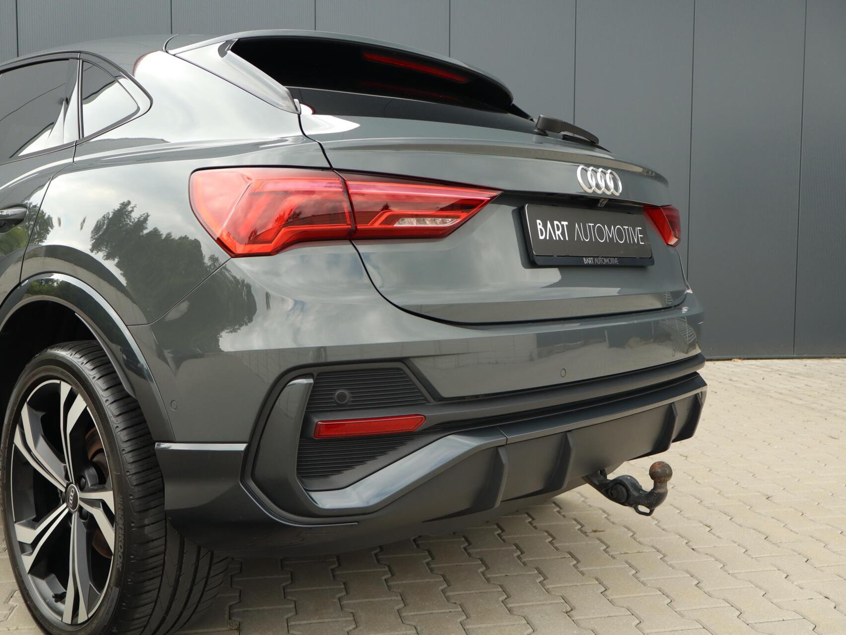 Foto van Audi Q3 Sportback E-tron