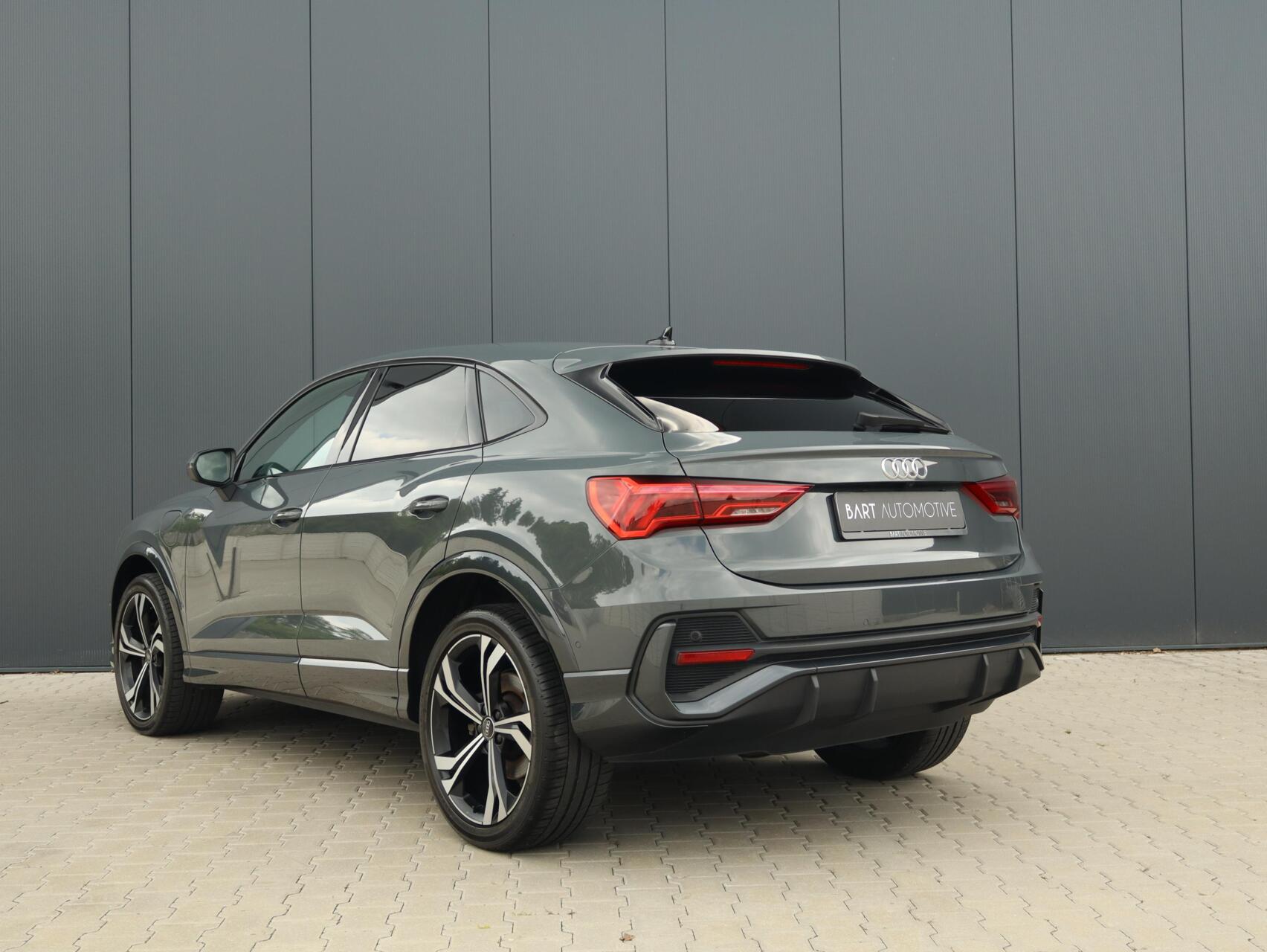 Foto van Audi Q3 Sportback E-tron