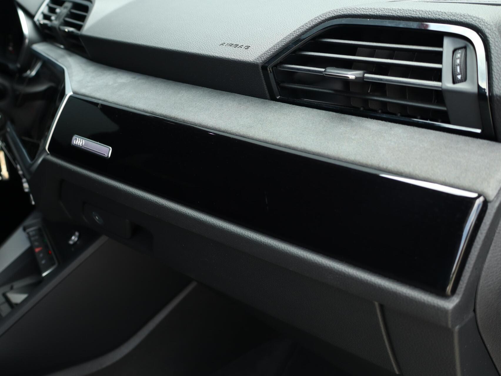 Foto van Audi Q3 Sportback E-tron