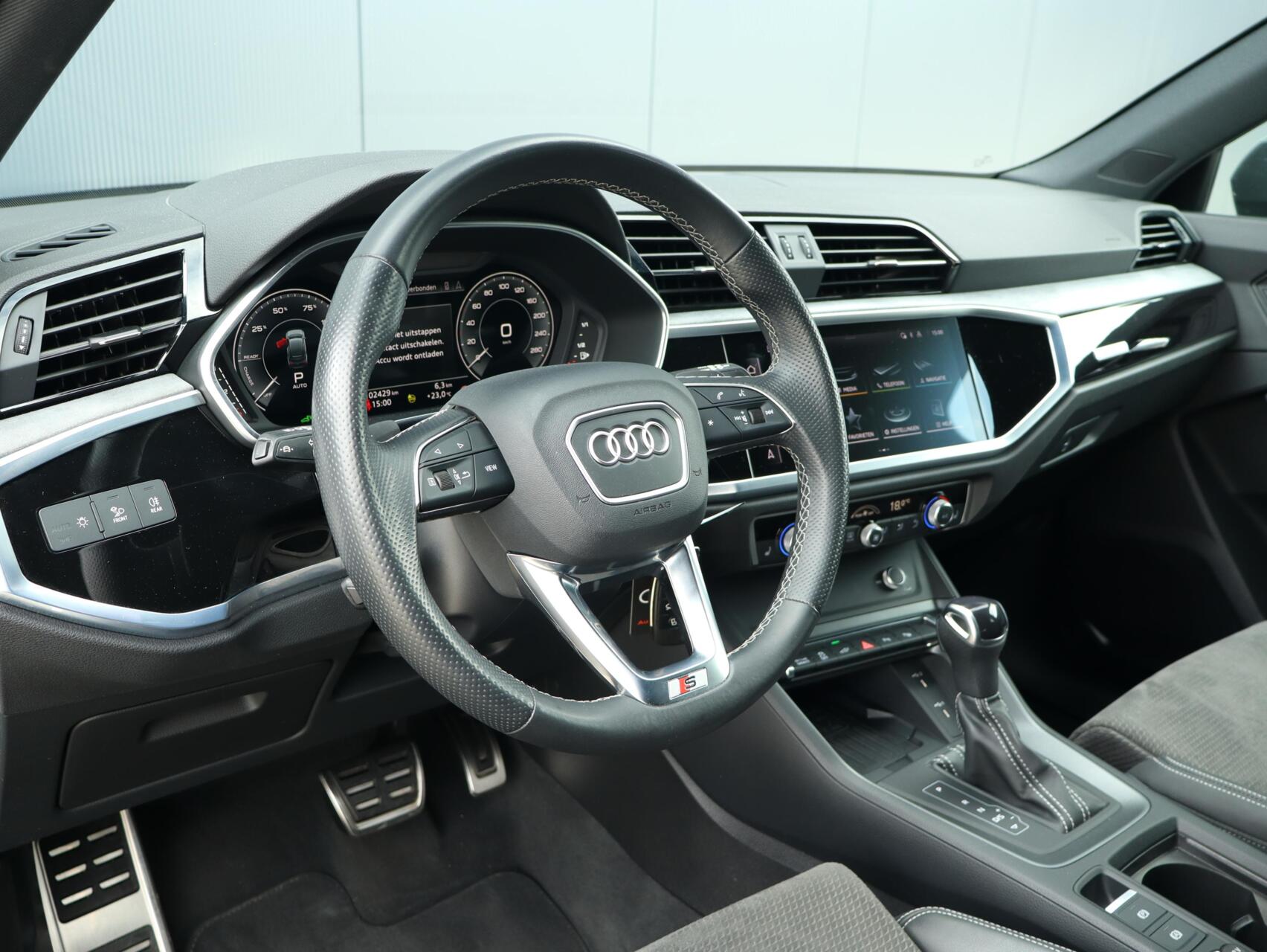 Foto van Audi Q3 Sportback E-tron