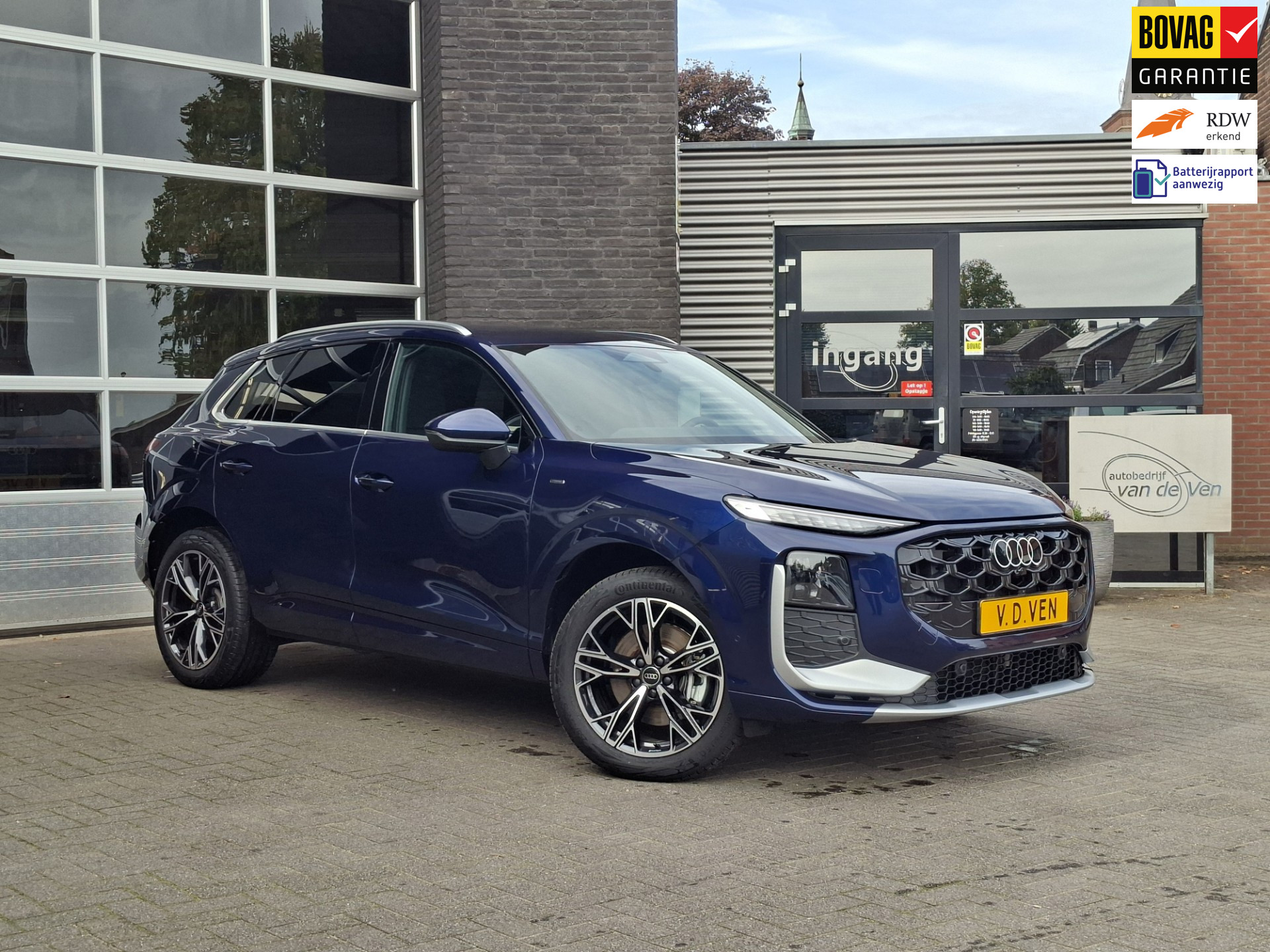Audi Q3 1.5 e-hybrid S edition | Garantie tot 100.000km of tot juni 2030 (wat eerste bereikt wordt) | S-line interieur + exterieur 2025 - voorkant