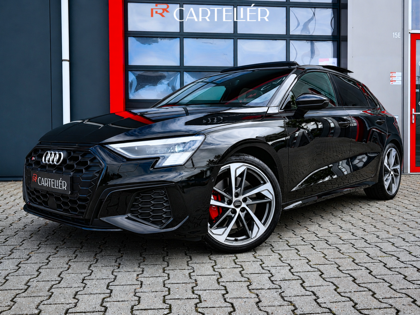 Audi S3 2.0 TFSI S3 Quattro 310PK | Pano | B&O | Head-Up | Alcantara RS Seats | Keyless | Digital Dash | Memory | Carplay | Matrix Led | ACC | Lane Assist | Ambient Sfeerverlichting | Dodehoek Detectie 2021 - voorkant