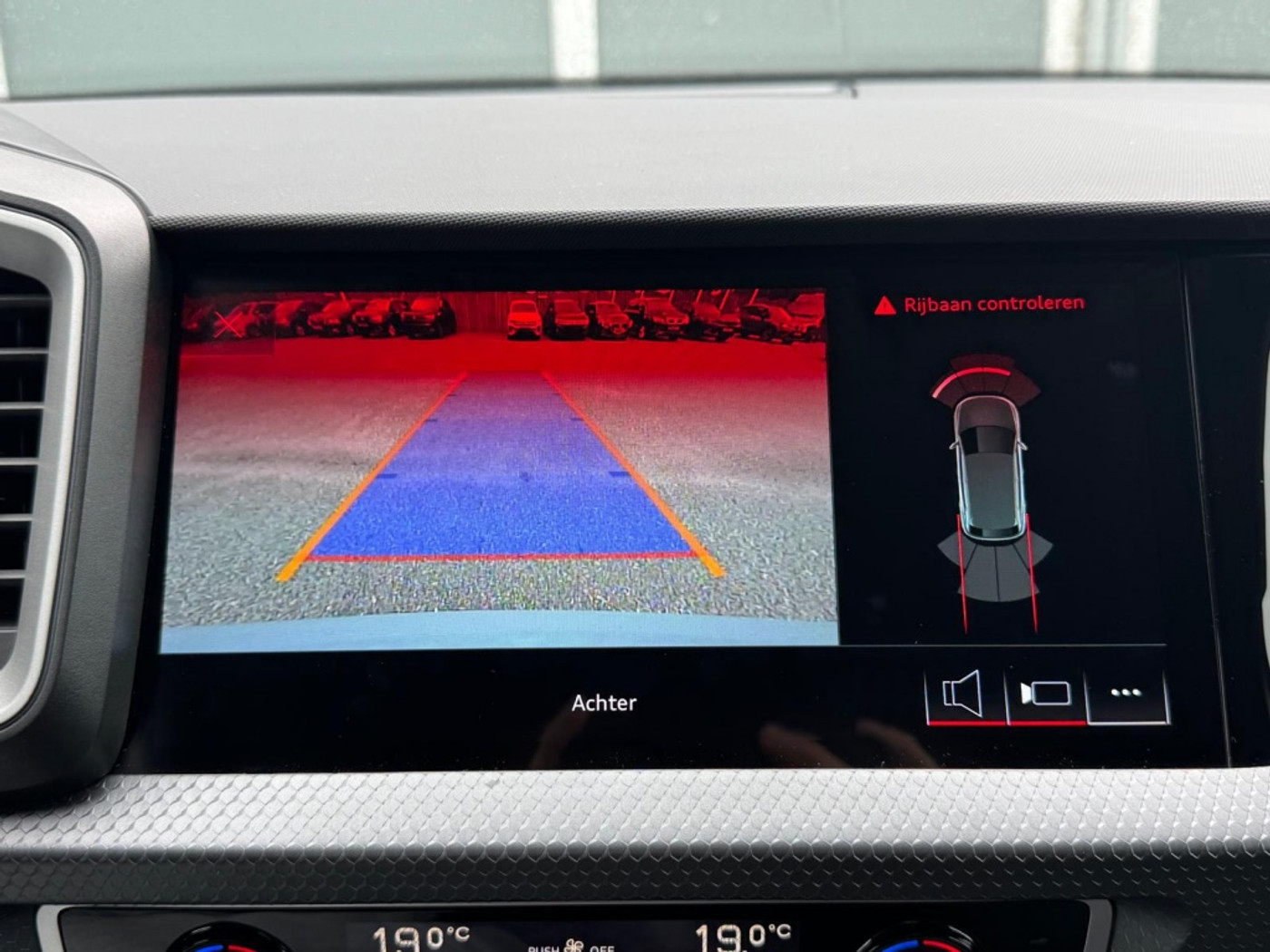 Foto van Audi A1 Allstreet
