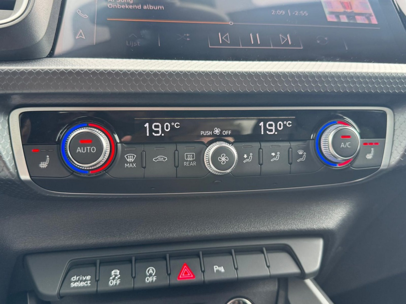 Foto van Audi A1 Allstreet